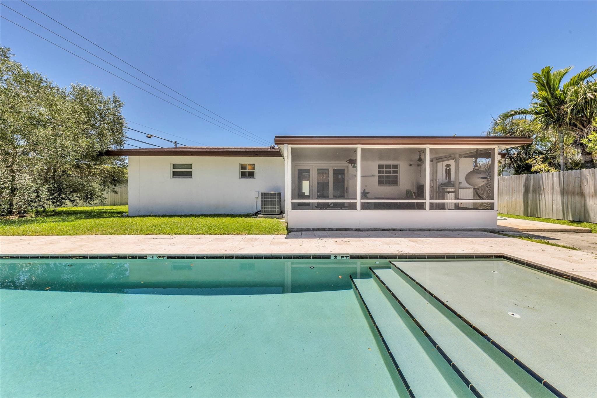 3213 Dover Road, Pompano Beach, FL 33062 — photo 7 of 50