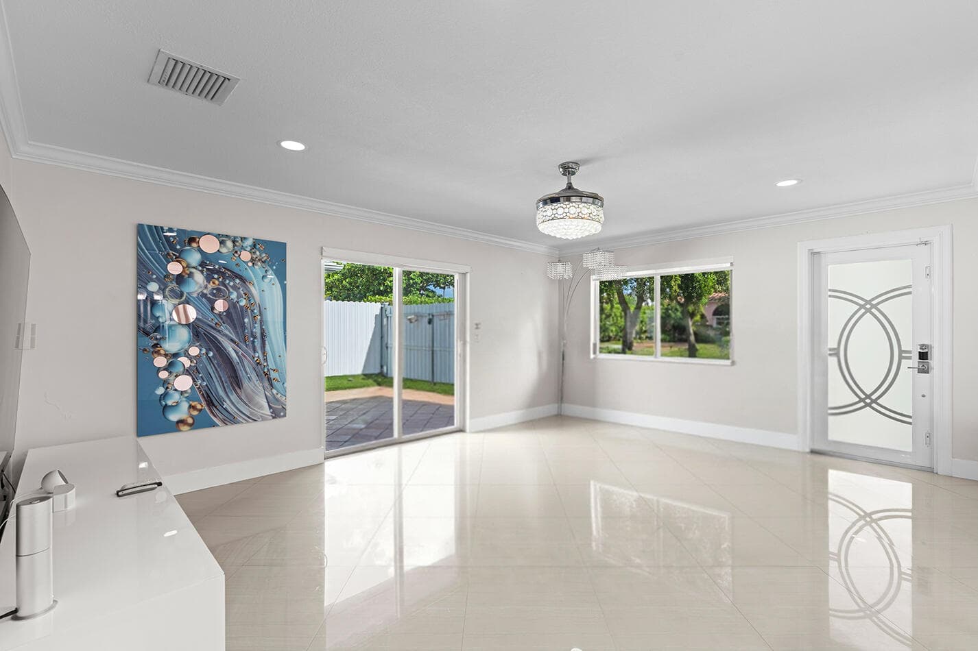 747 Avon Road, West Palm Beach, FL 33401 — photo 8 of 31