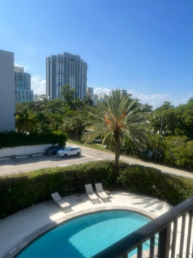 924 SE 2nd Street 20, Fort Lauderdale, FL 33301 — photo 14 of 33