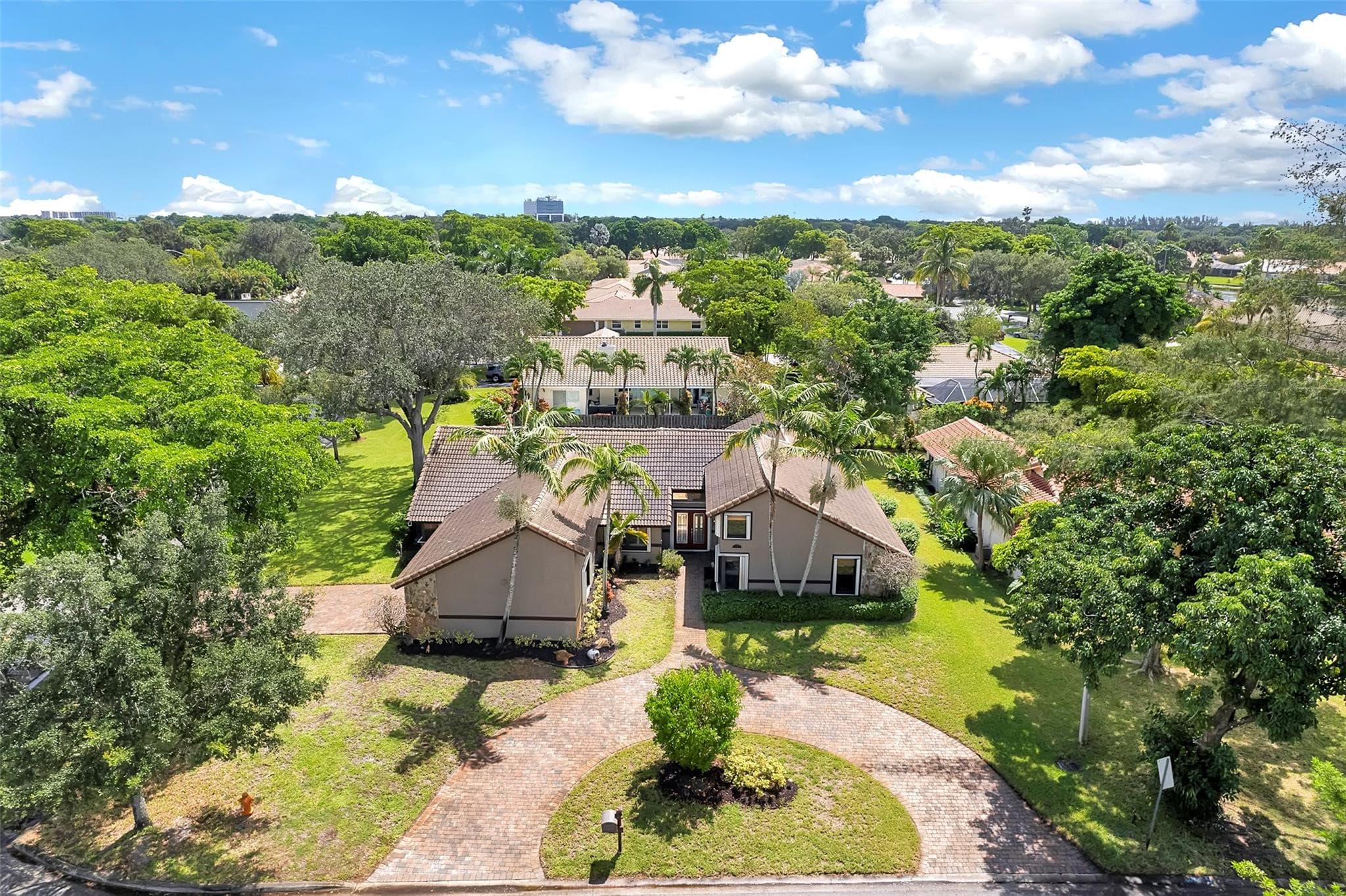 197 NW 104th Avenue, Coral Springs, FL 33071 — photo 1 of 36