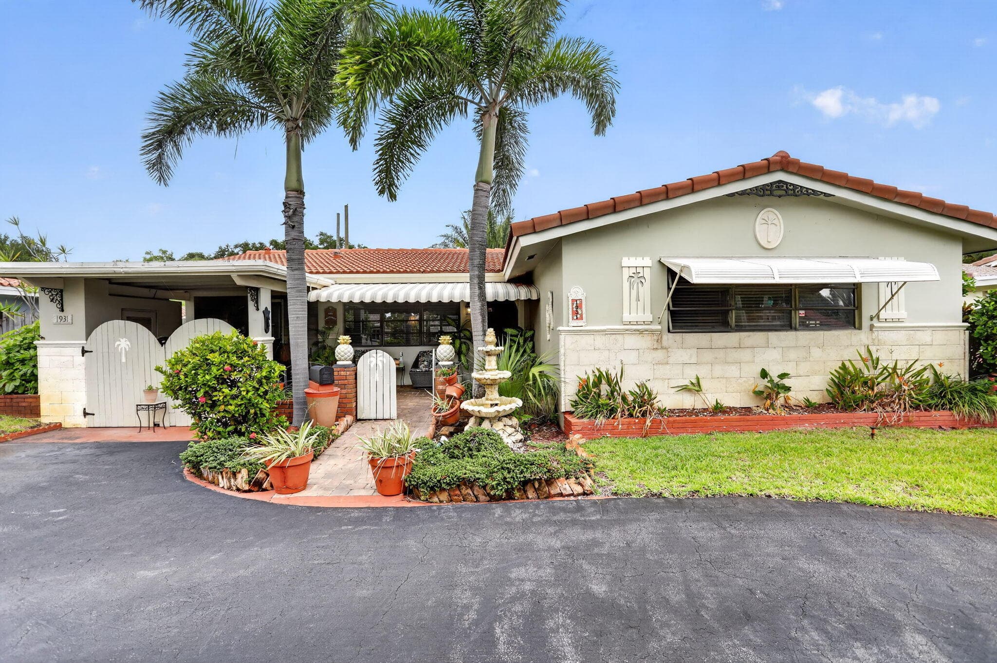 1931 NE 27th Street, Lighthouse Point, FL 33064 — photo 1 of 38