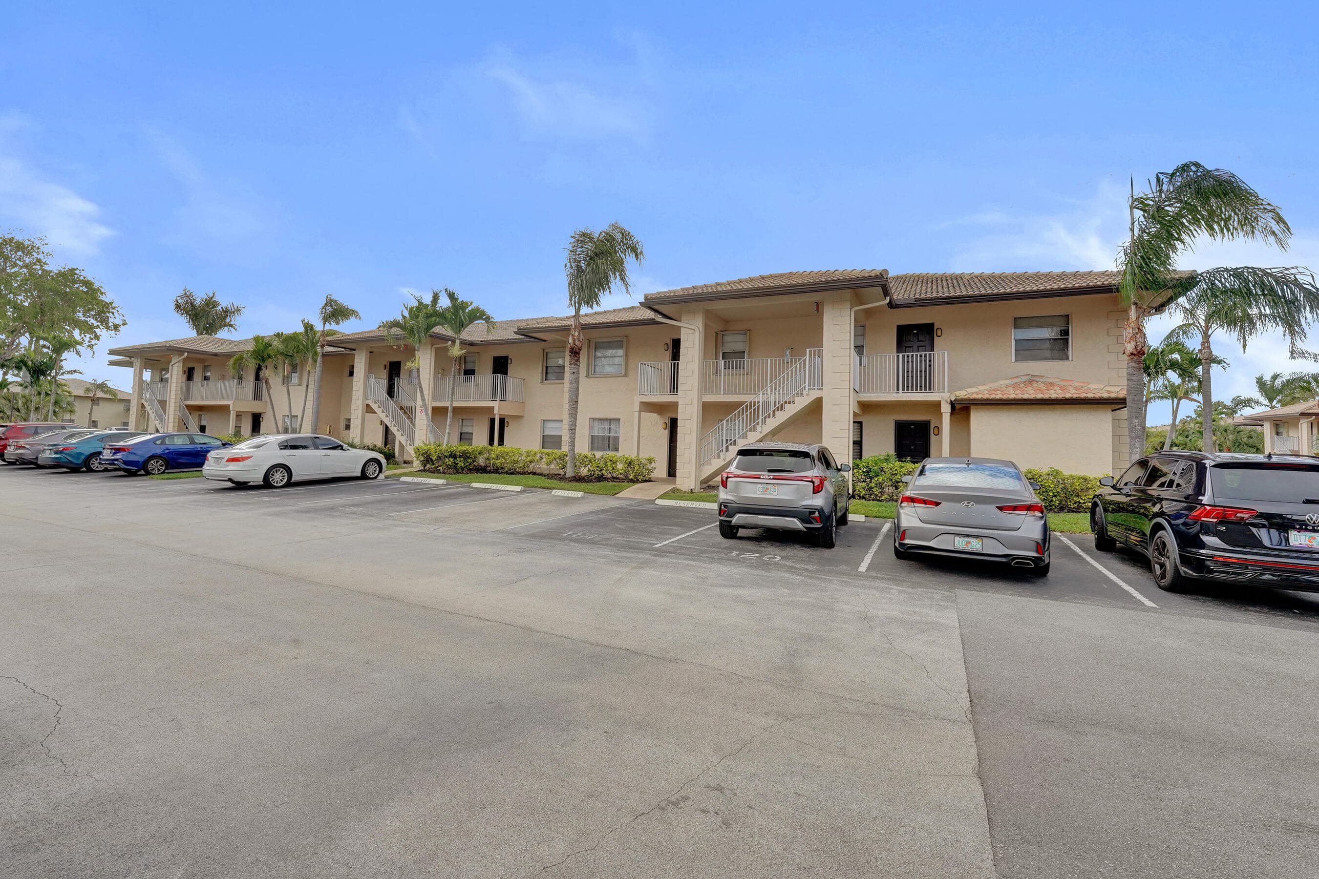 5531 Lakeside Drive 202, Margate, FL 33063 — photo 2 of 75