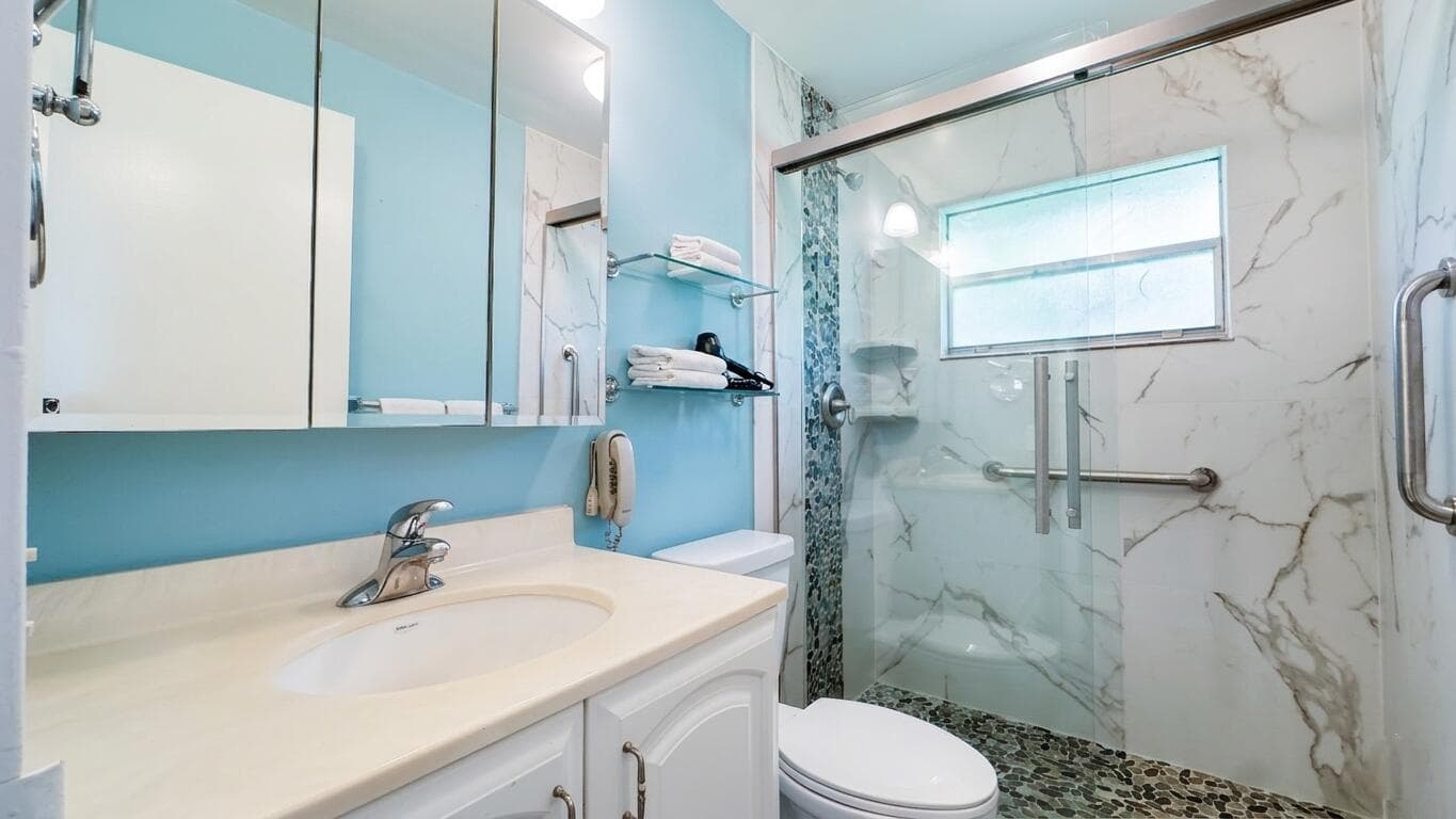 220 Seville J, Delray Beach, FL 33446 — photo 12 of 31