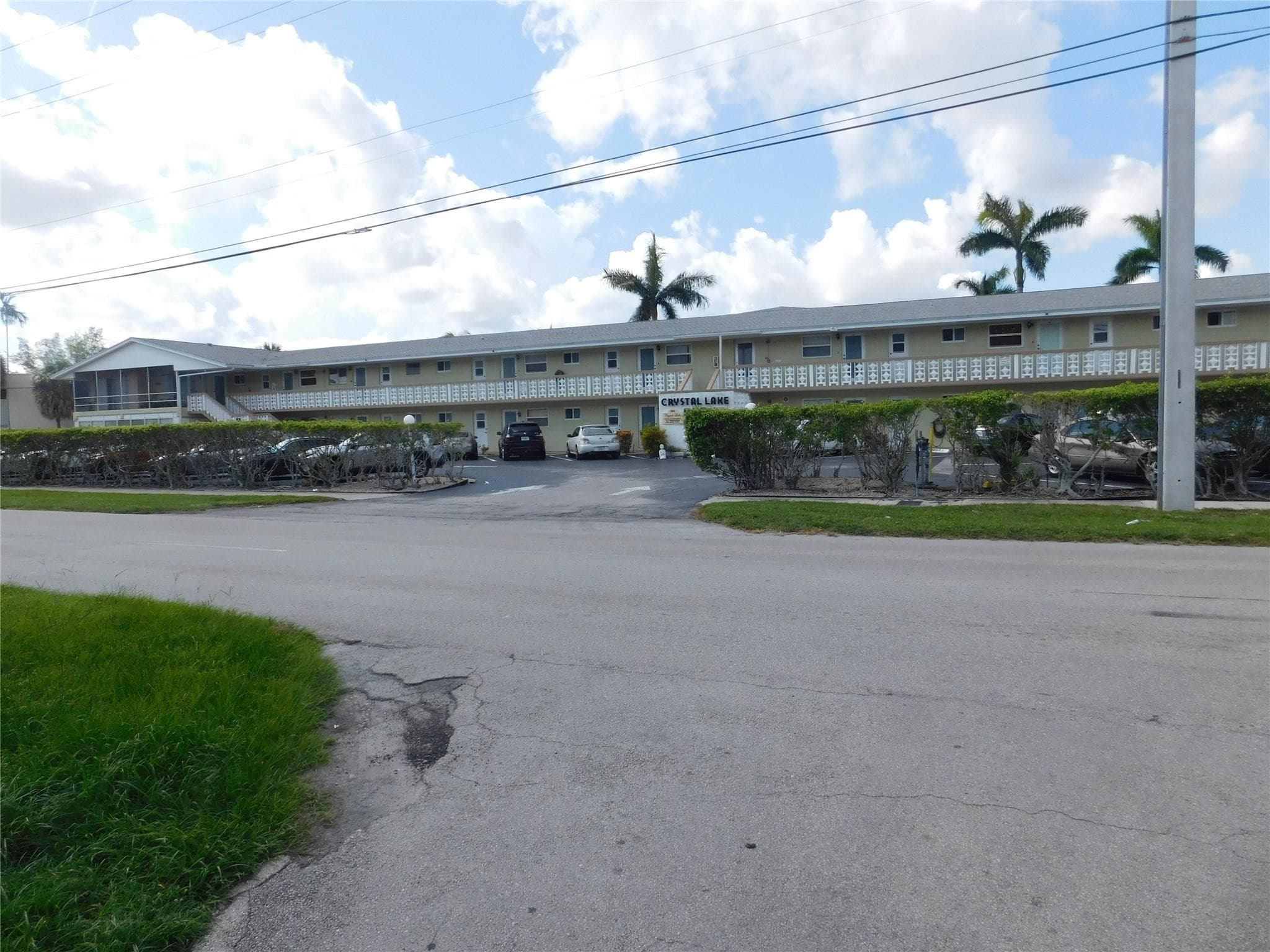 960 Crystal Lake Drive 201, Deerfield Beach, FL 33064 — photo 1 of 30