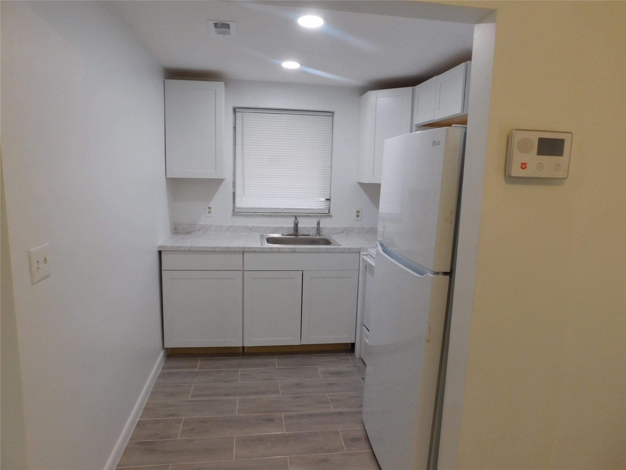 960 Crystal Lake Drive 201, Deerfield Beach, FL 33064 — photo 8 of 30