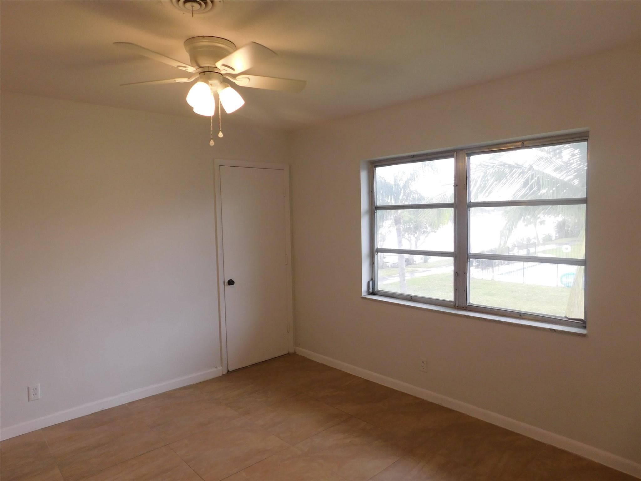 960 Crystal Lake Drive 201, Deerfield Beach, FL 33064 — photo 22 of 30