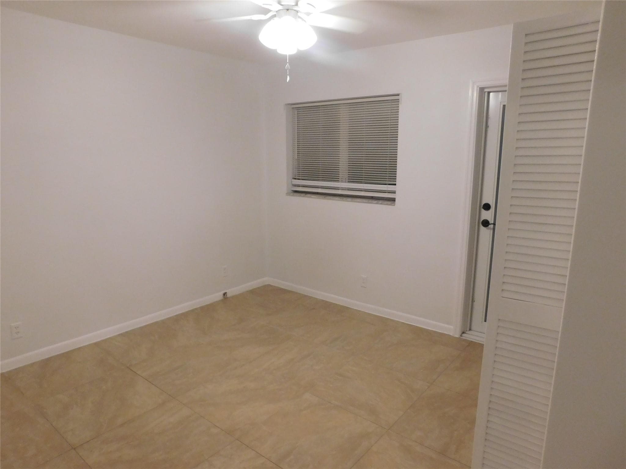 960 Crystal Lake Drive 201, Deerfield Beach, FL 33064 — photo 24 of 30