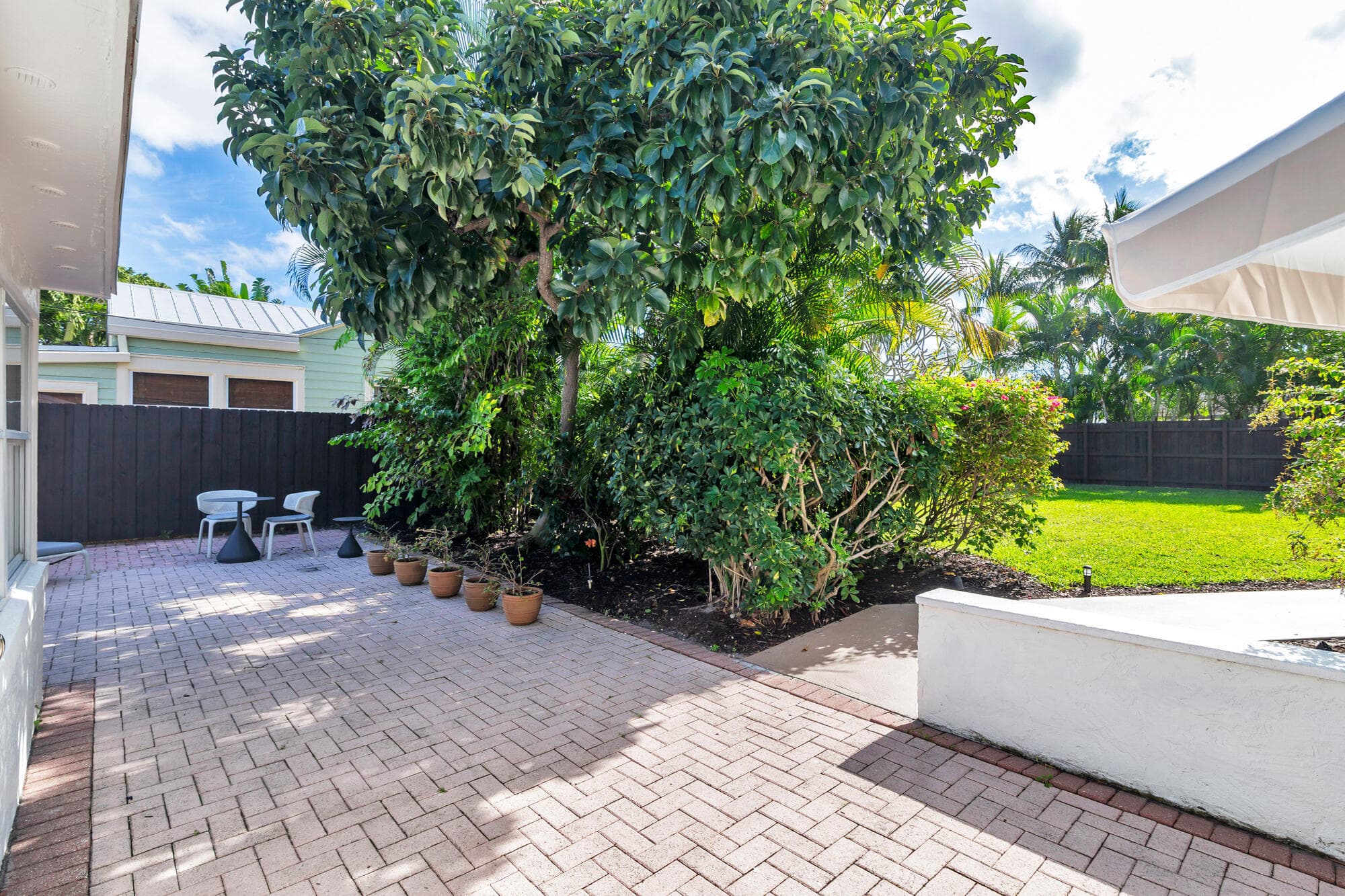 439 28th Street, West Palm Beach, FL 33407 — photo 6 of 31
