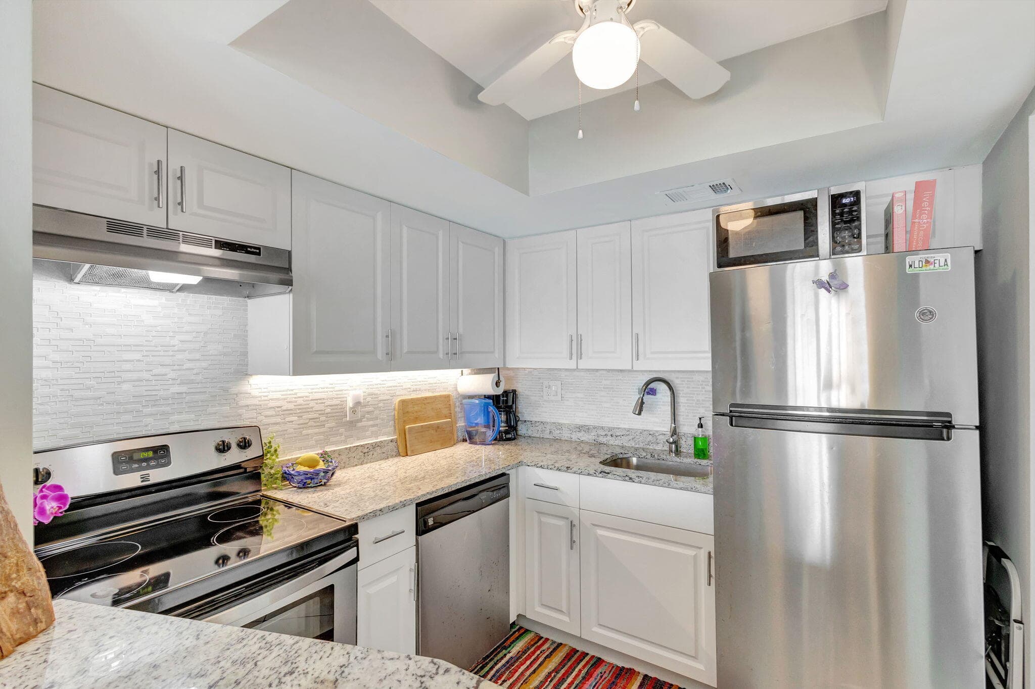 2936 Lake Shore Drive 309, Riviera Beach, FL 33404 — photo 11 of 48