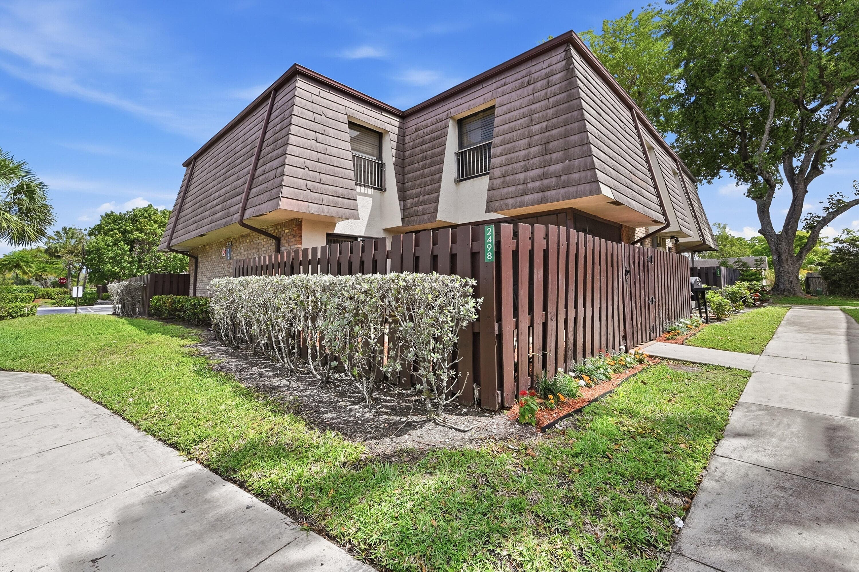 2498 NW 99th Avenue, Coral Springs, FL 33065 — photo 2 of 25