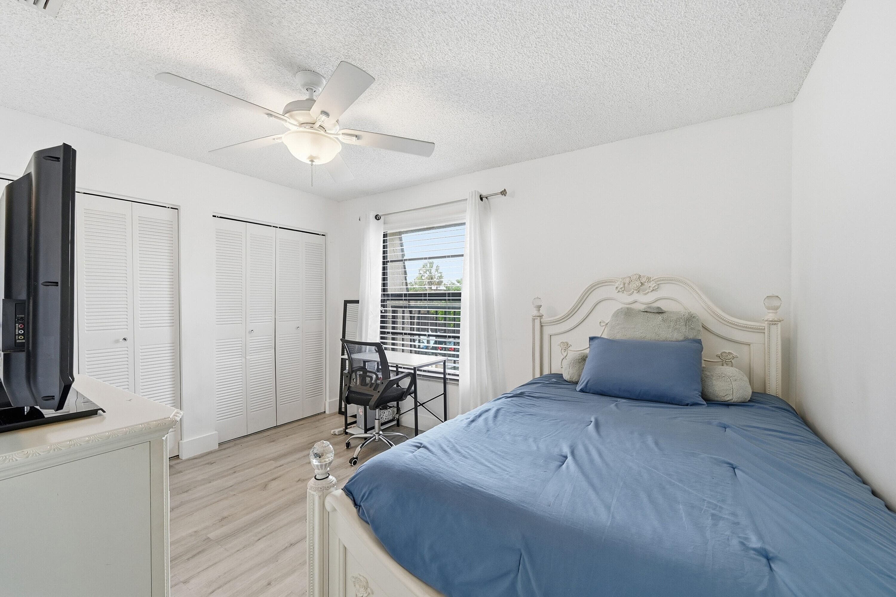 2498 NW 99th Avenue, Coral Springs, FL 33065 — photo 10 of 25