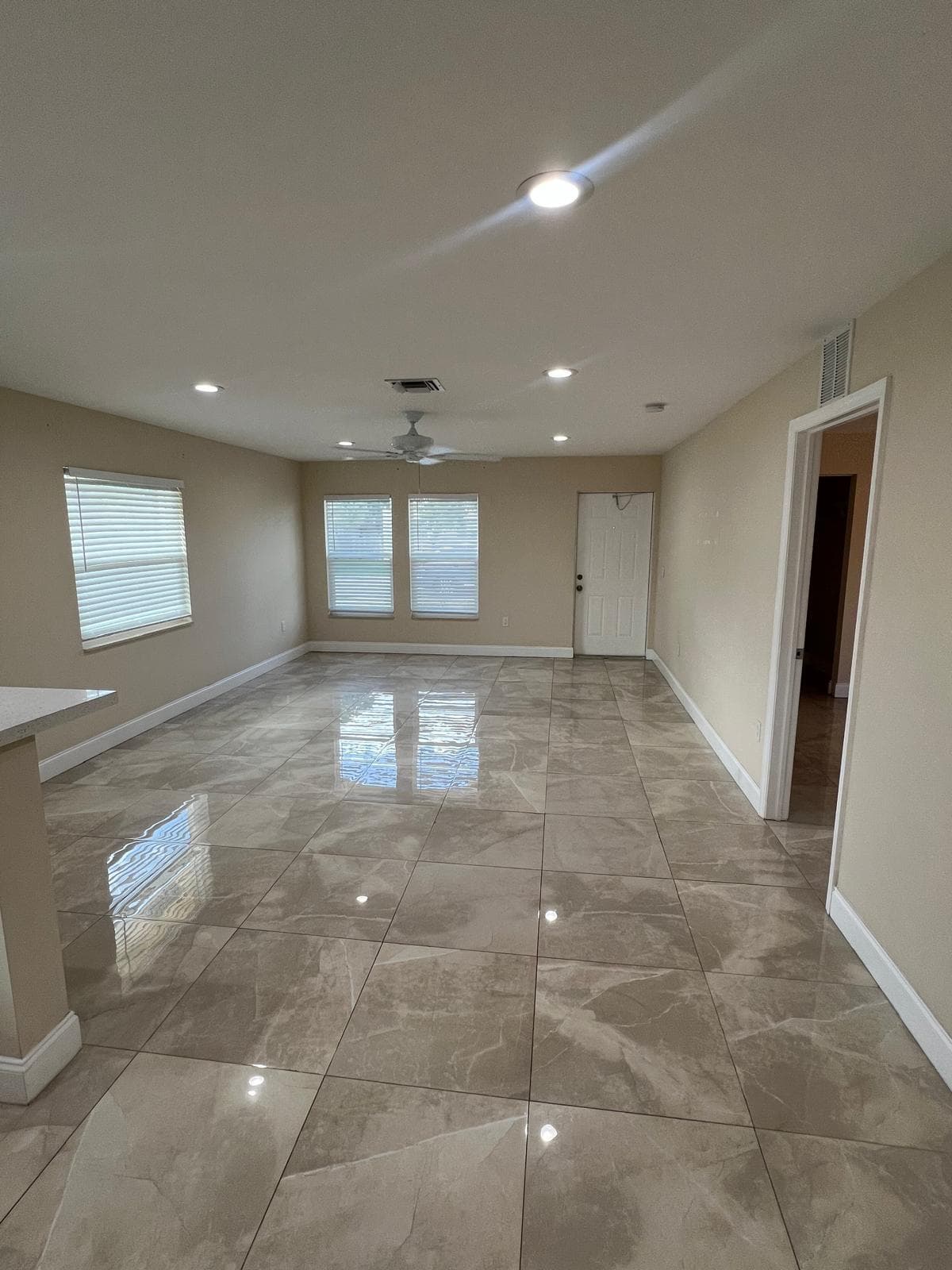 962 29th Street, West Palm Beach, FL 33407 — photo 4 of 20