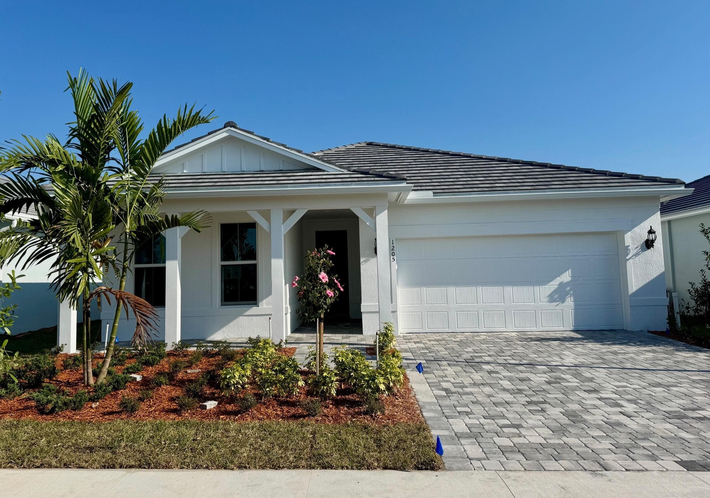 1205 Haven Circle Palmary 30, Vero Beach, FL 32960 — photo 1 of 32
