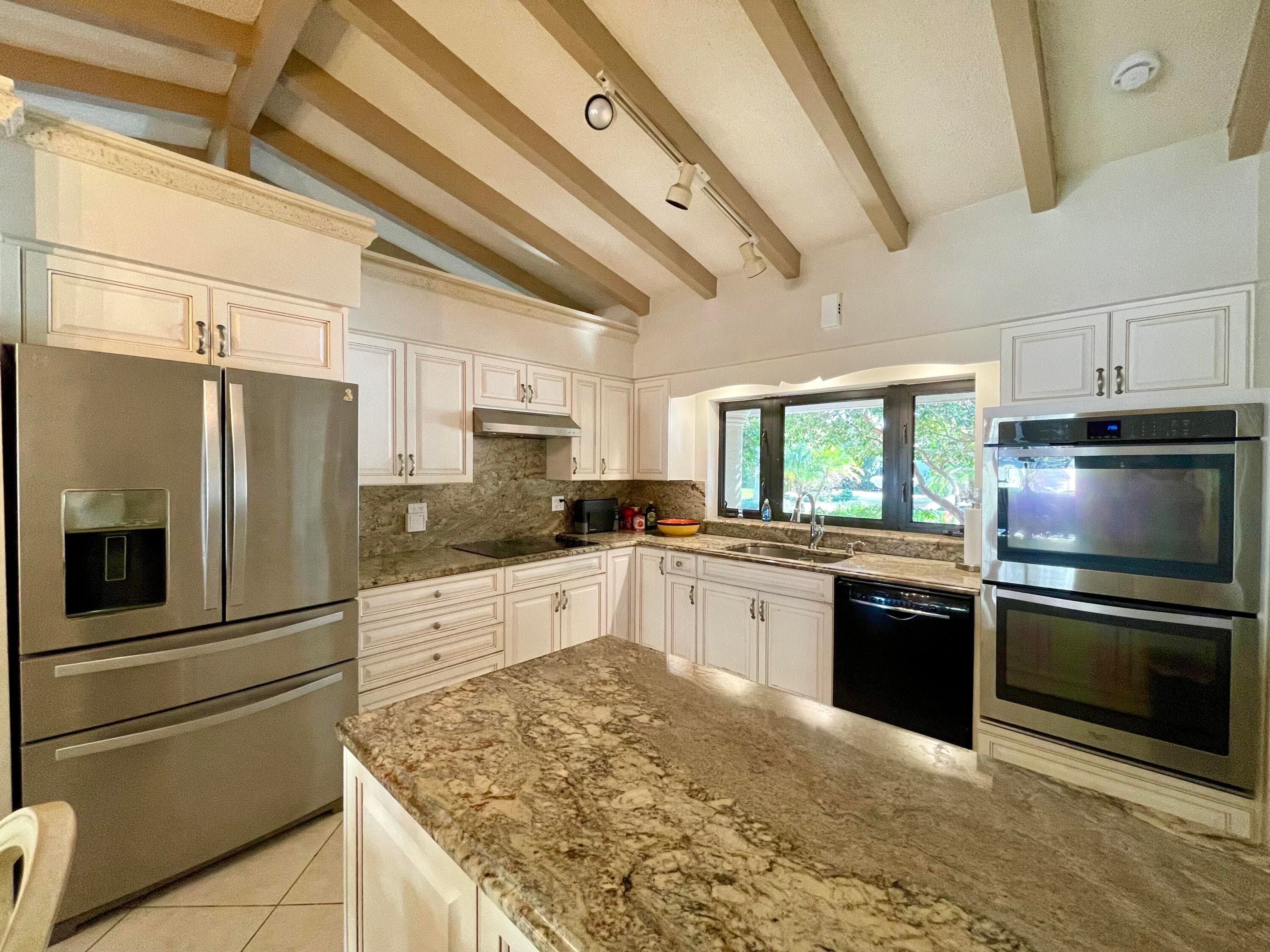 2725 NE 27th Court, Fort Lauderdale, FL 33306 — photo 12 of 29