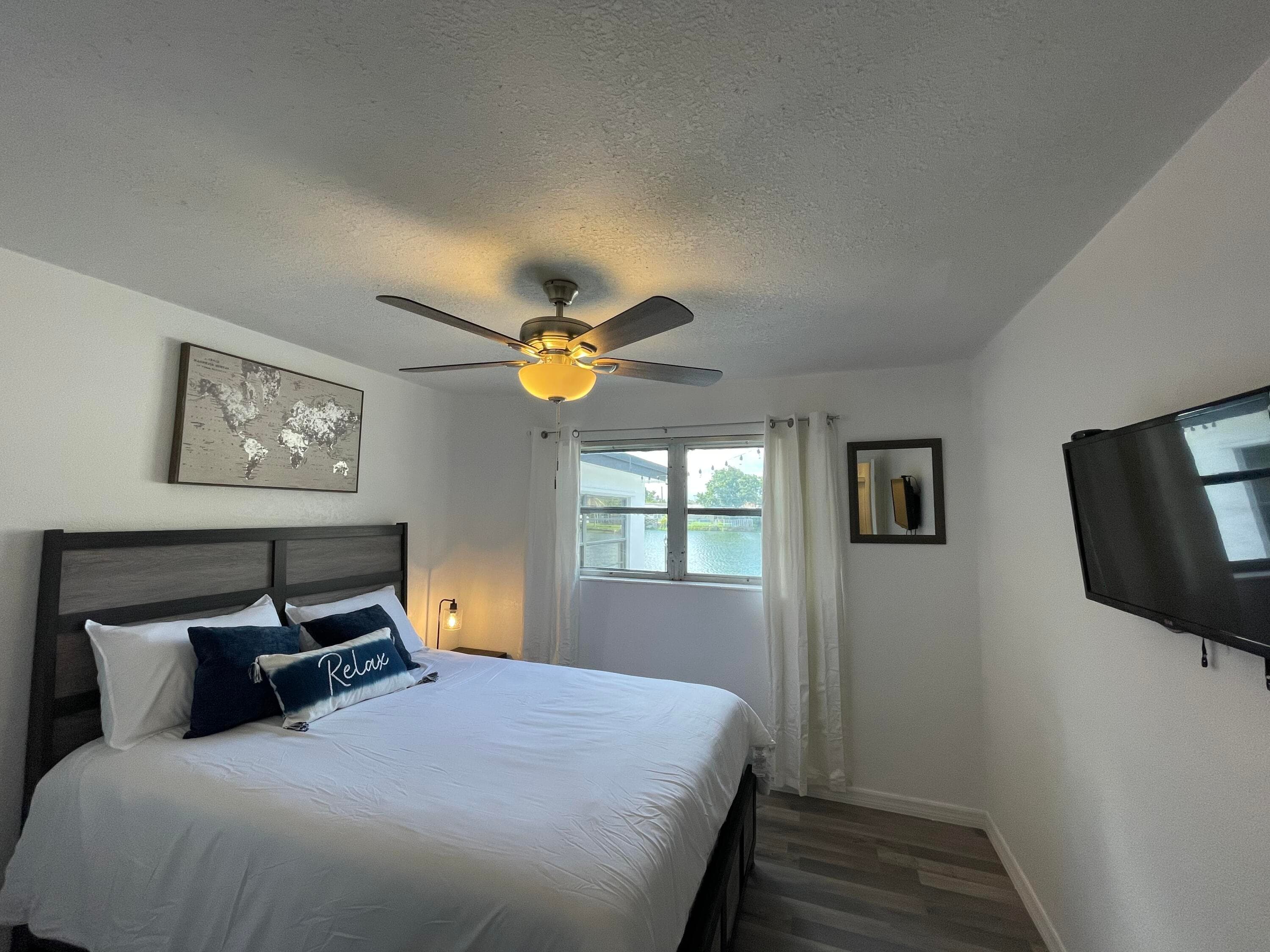 1067 SW 3rd Street, Hallandale Beach, FL 33009 — photo 8 of 12