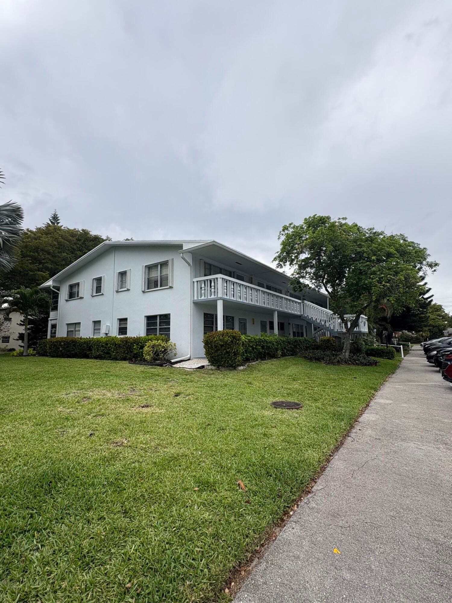 315 Tilford O 315, Deerfield Beach, FL 33442 — photo 5 of 6