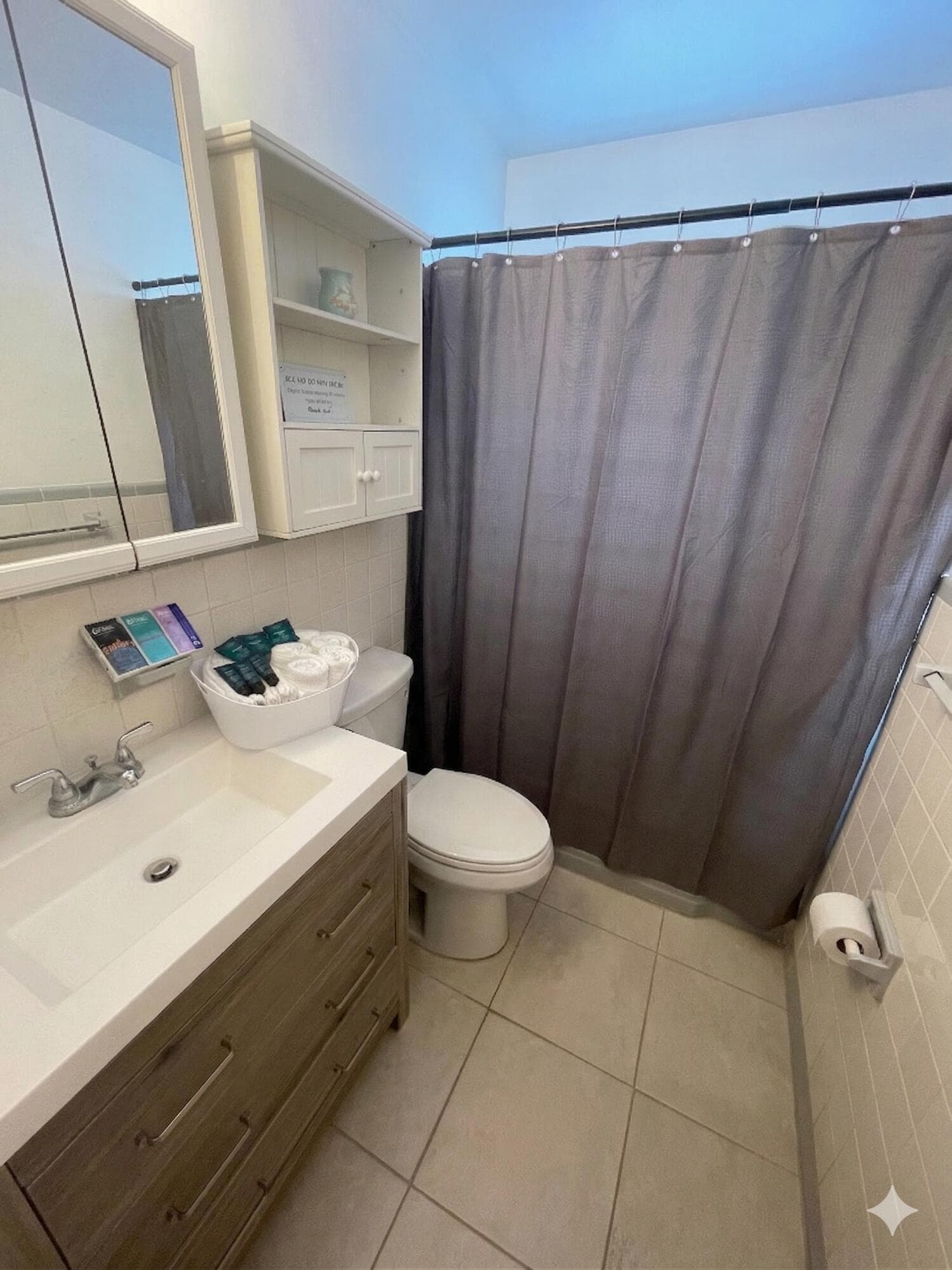 1067 SW 3rd Street, Hallandale Beach, FL 33009 — photo 10 of 12