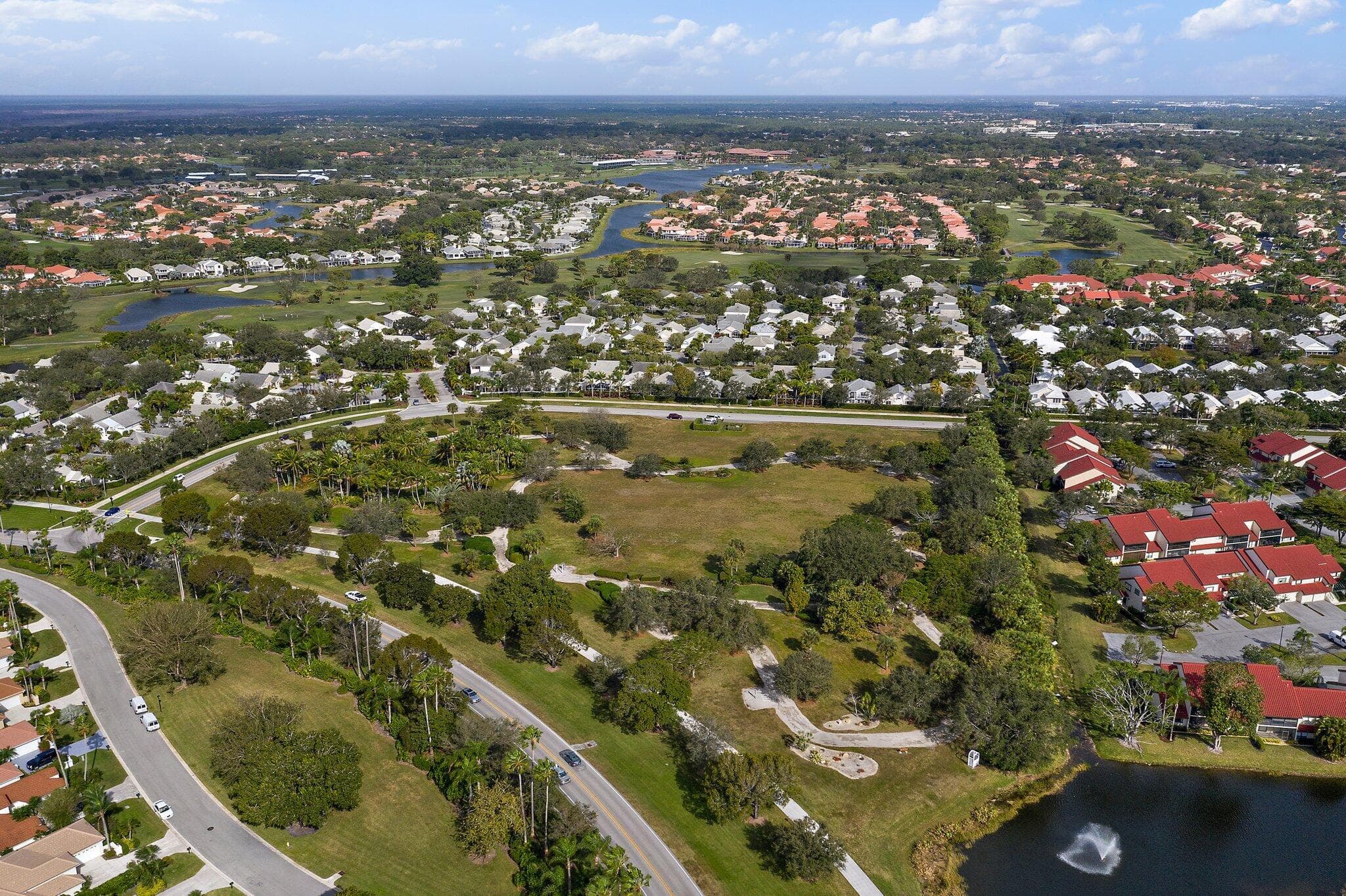 11 Admirals Court, Palm Beach Gardens, FL 33418 — photo 40 of 48