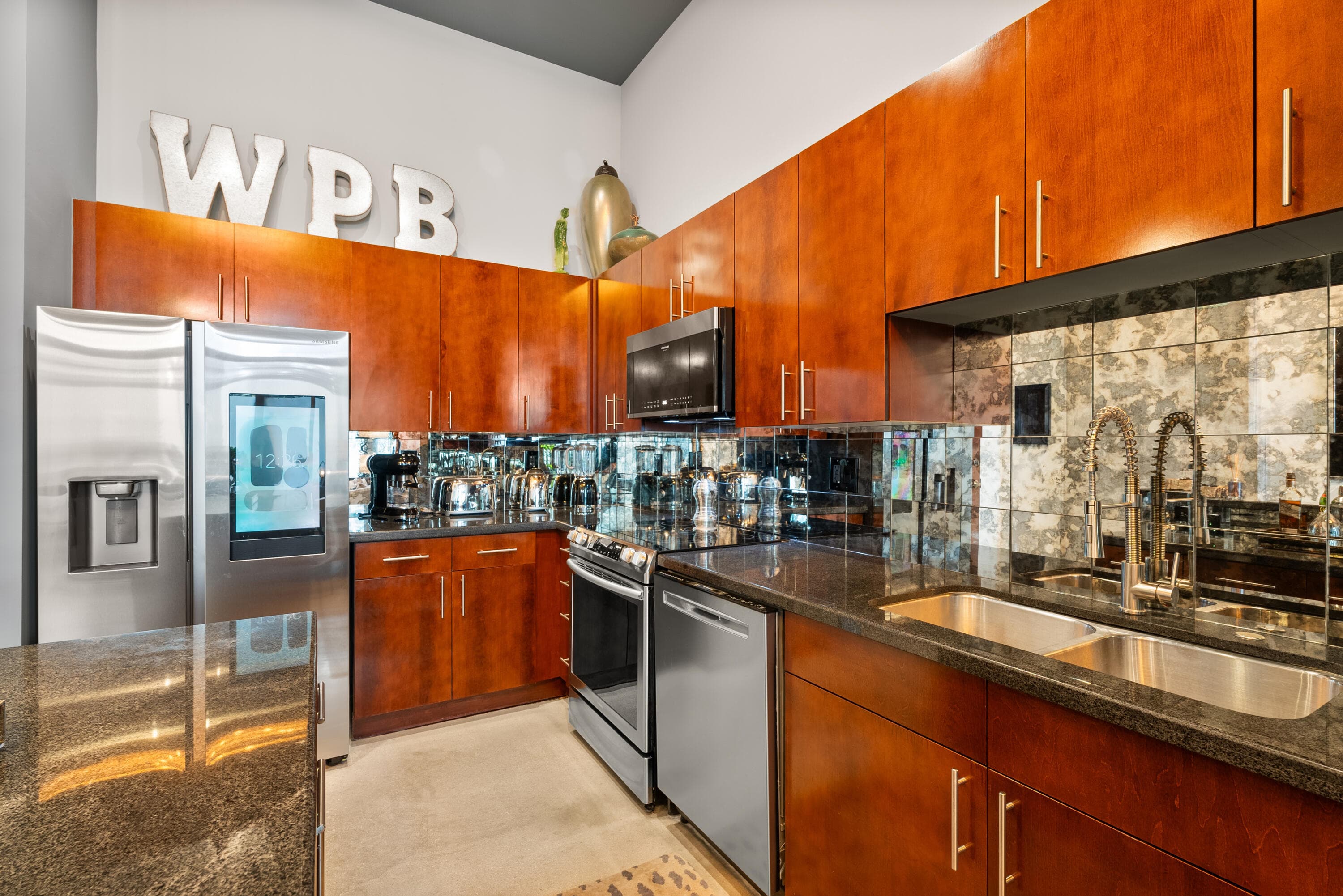 300 S Australian Avenue 103, West Palm Beach, FL 33401 — photo 8 of 33