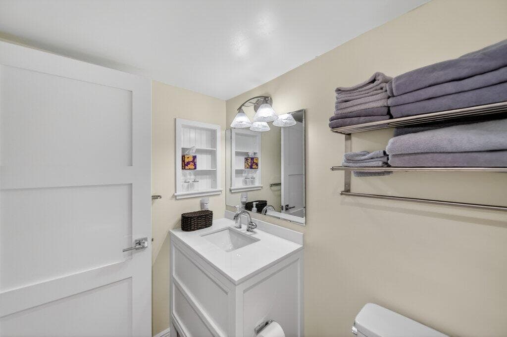 218 NE Edgewater Drive 218, Hutchinson Island, FL 34996 — photo 38 of 44