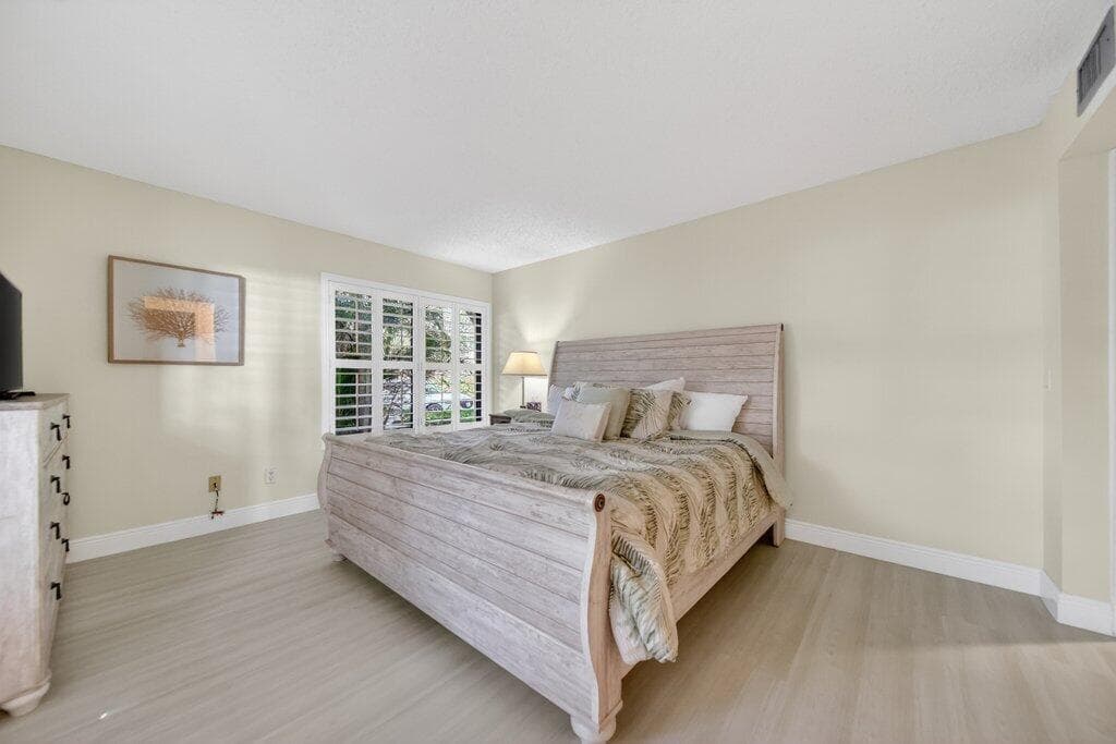 218 NE Edgewater Drive 218, Hutchinson Island, FL 34996 — photo 31 of 44