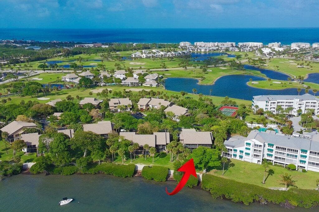 218 NE Edgewater Drive 218, Hutchinson Island, FL 34996 — photo 7 of 44
