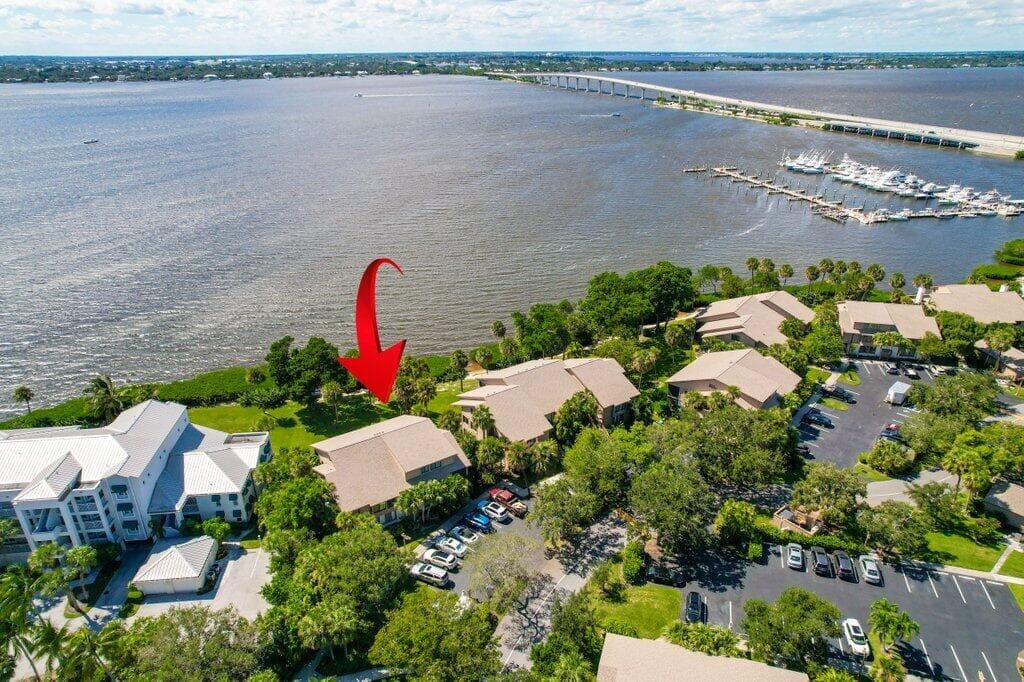 218 NE Edgewater Drive 218, Hutchinson Island, FL 34996 — photo 11 of 44