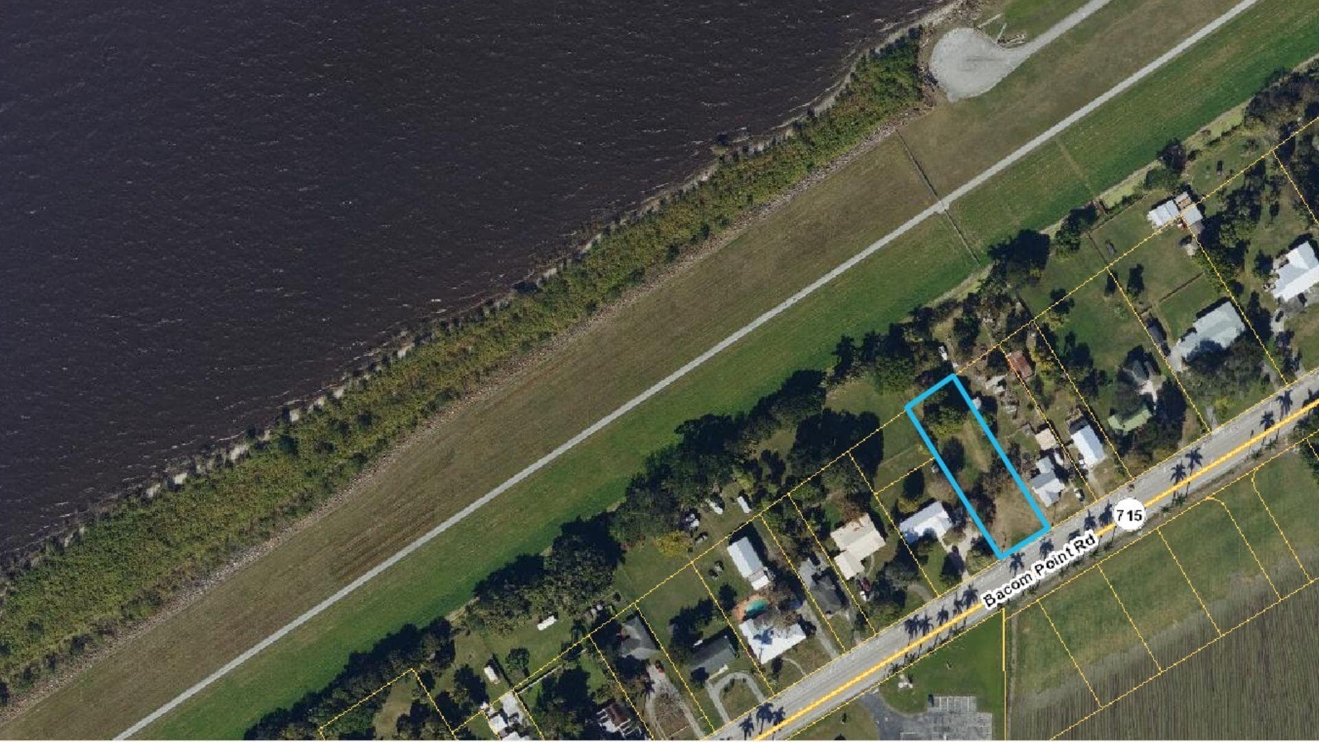 1697 Bacom Point Road, Pahokee, FL 33476 — photo 3 of 7