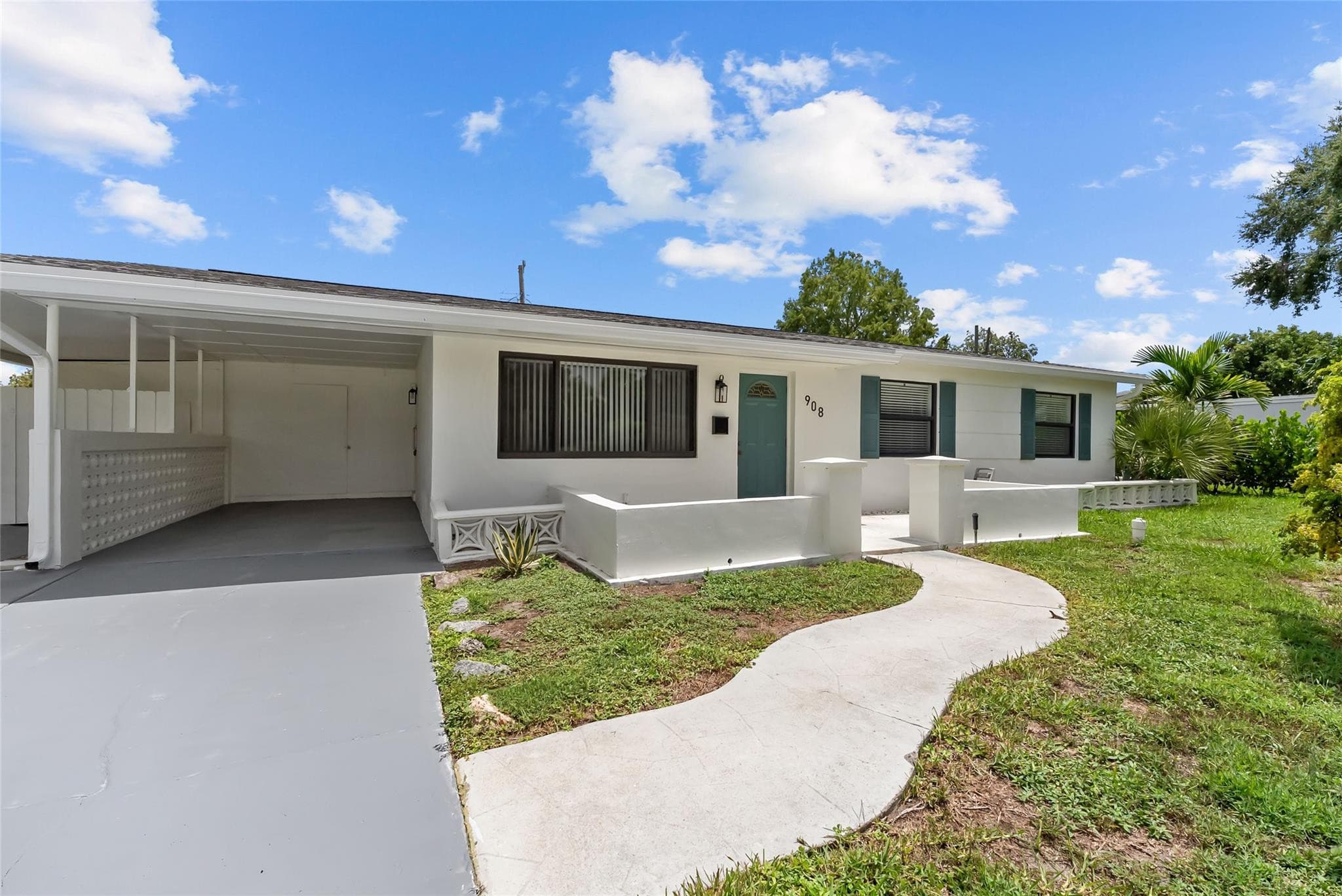 908 Lighthouse Drive, North Palm Beach, FL 33408 — photo 2 of 39
