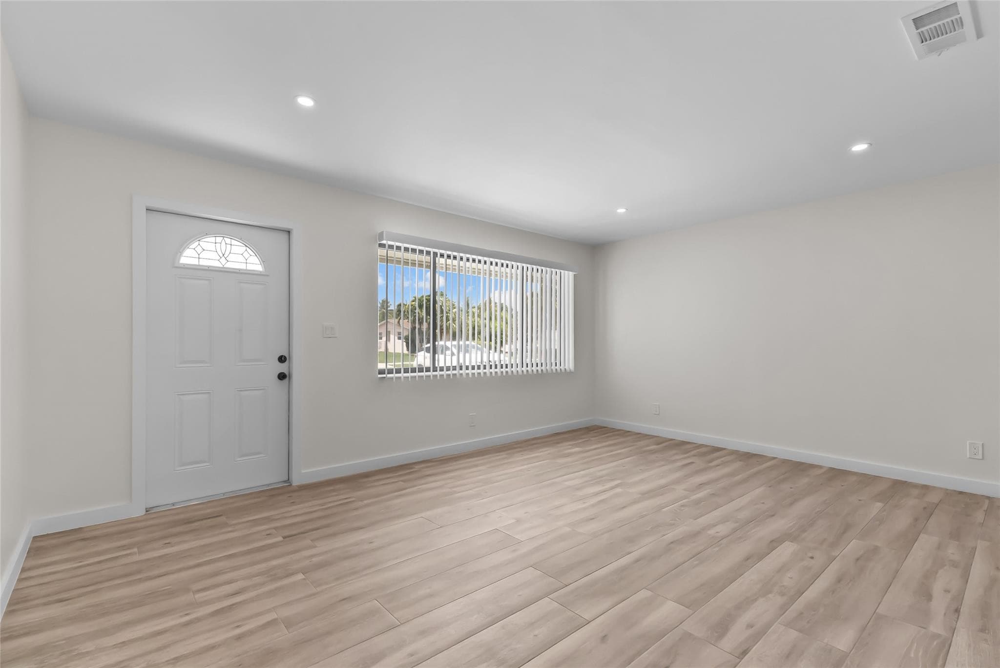 908 Lighthouse Drive, North Palm Beach, FL 33408 — photo 12 of 39