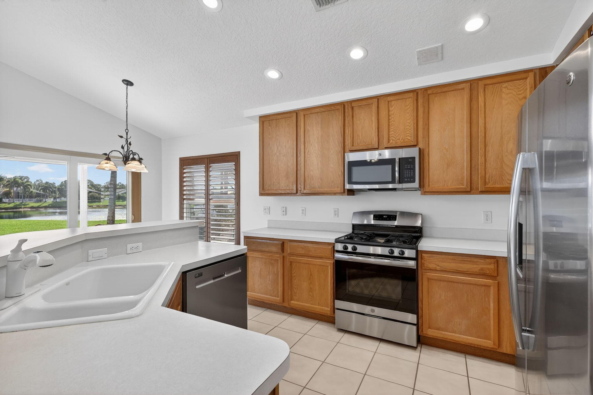 1021 SE Westminster Place, Stuart, FL 34997 — photo 4 of 71