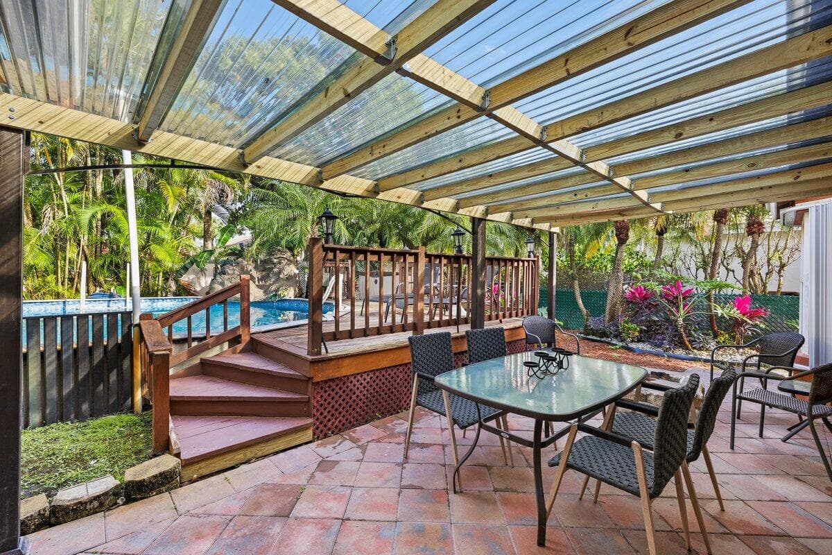 363 SW 161st Avenue, Pembroke Pines, FL 33027 — photo 25 of 34