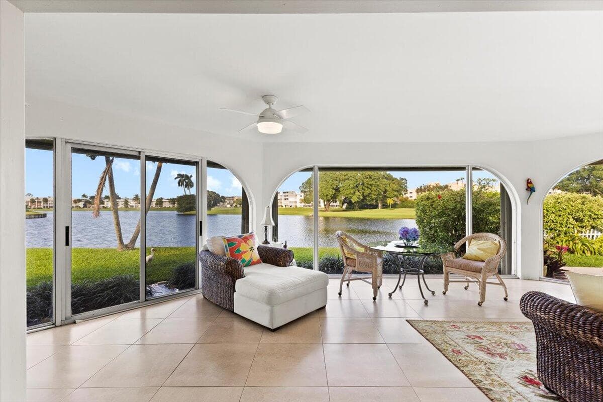 233 Rio Vista Circle 233, Atlantis, FL 33462 — photo 5 of 33