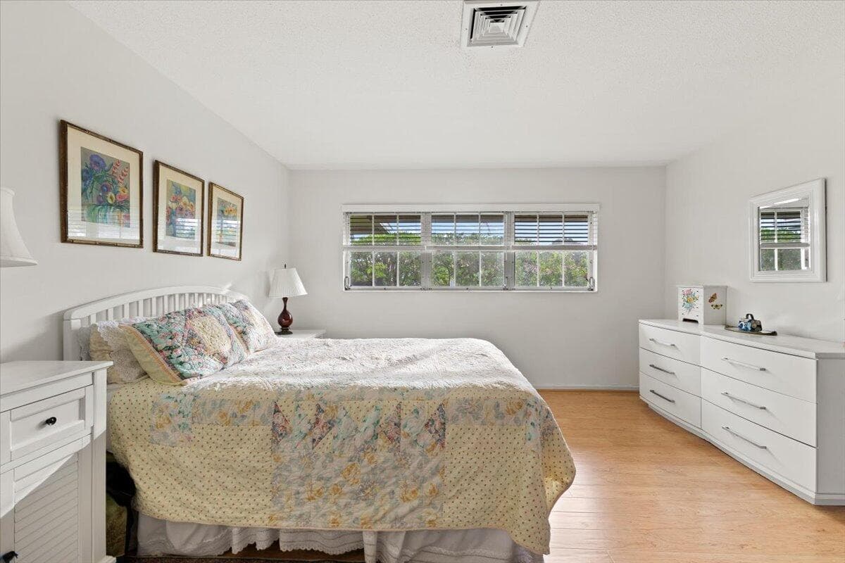 233 Rio Vista Circle 233, Atlantis, FL 33462 — photo 15 of 33