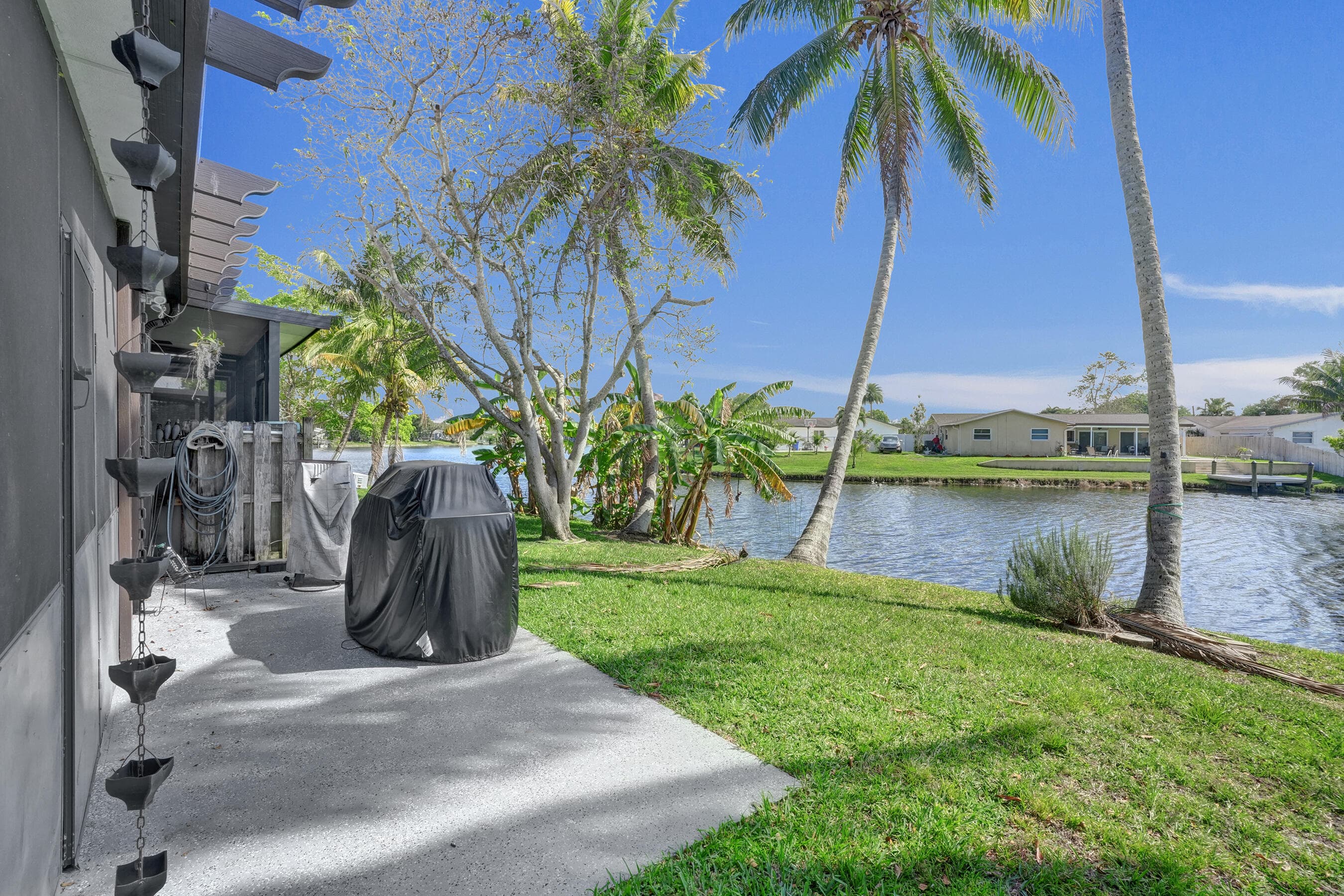 8992 Palm Tree Lane 8992, Pembroke Pines, FL 33024 — photo 37 of 42