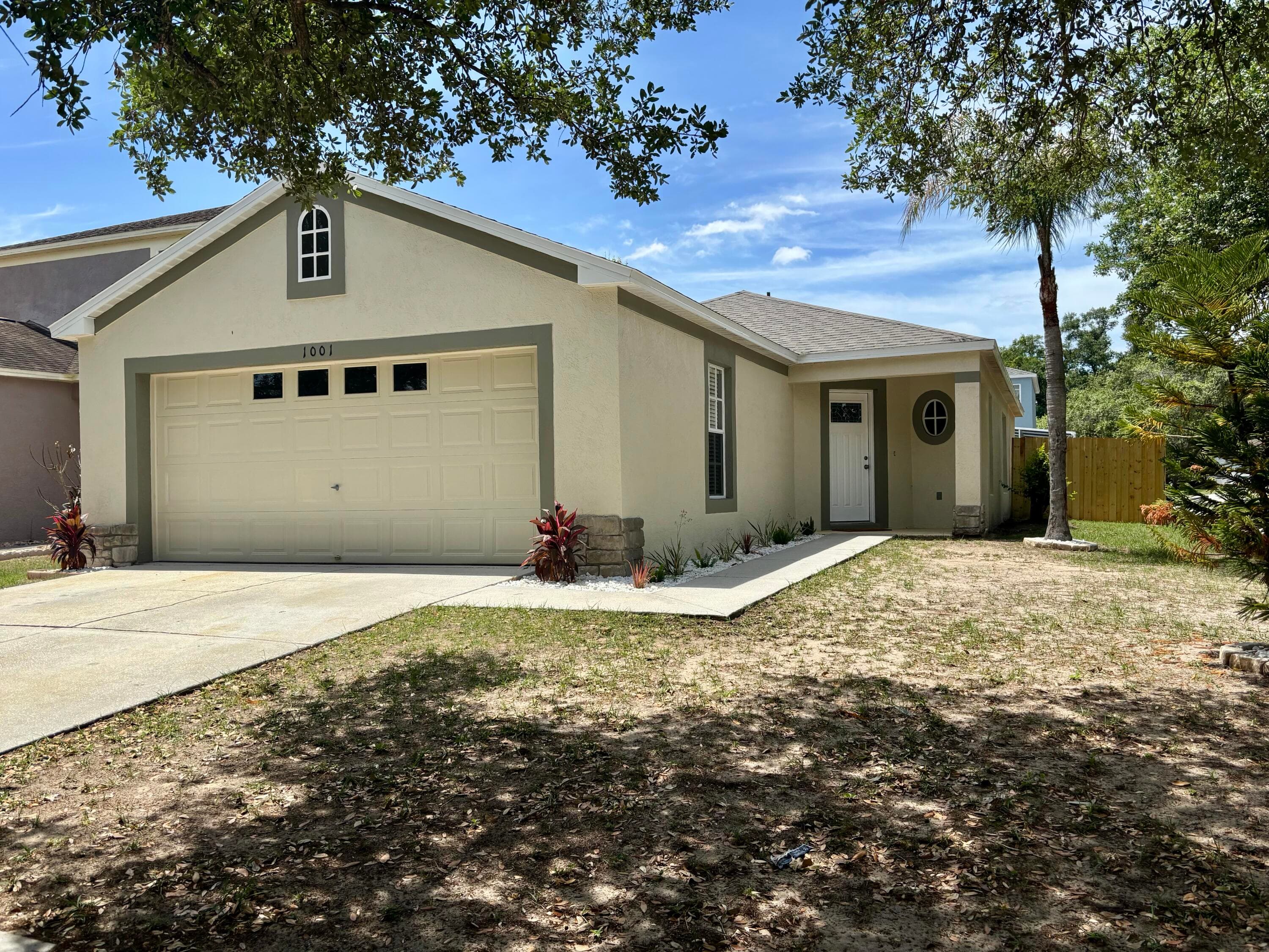 1001 Harvest Moon Drive, Seffner, FL 33584 — photo 1 of 25