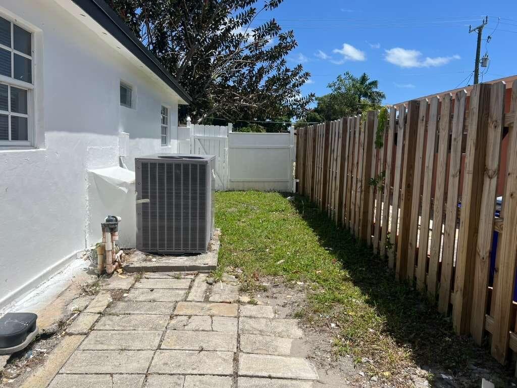 3631 NW 33rd Avenue, Lauderdale Lakes, FL 33309 — photo 27 of 28