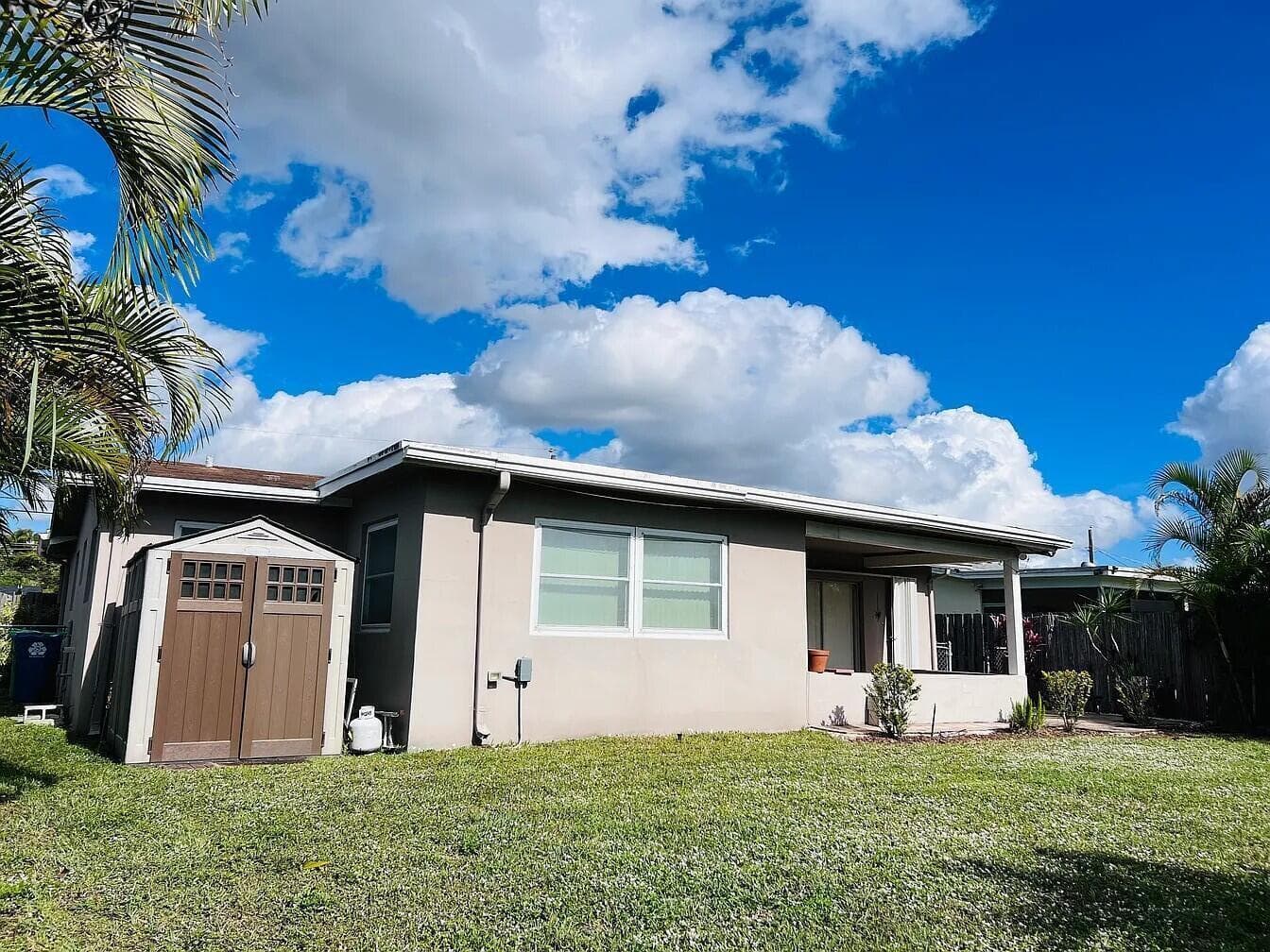 8136 NW 21st Court, Sunrise, FL 33322 — photo 31 of 36