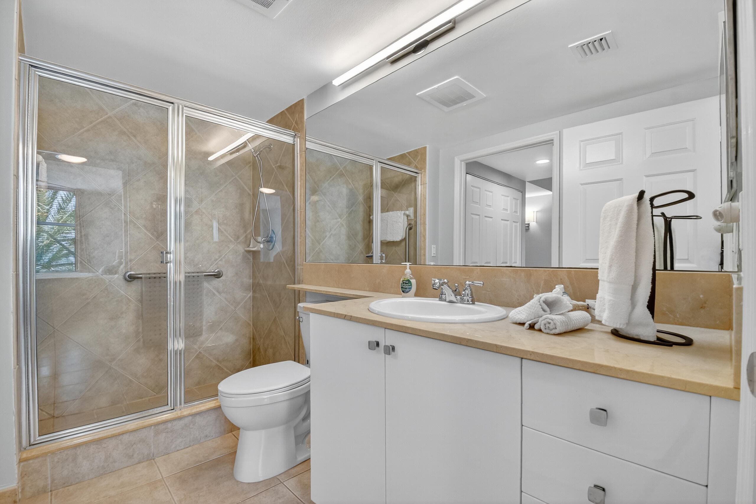 625 Casa Loma Boulevard 306, Boynton Beach, FL 33435 — photo 20 of 50