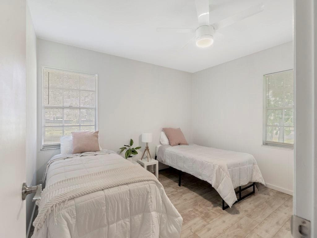 8530 8th Street, Vero Beach, FL 32968 — photo 10 of 21