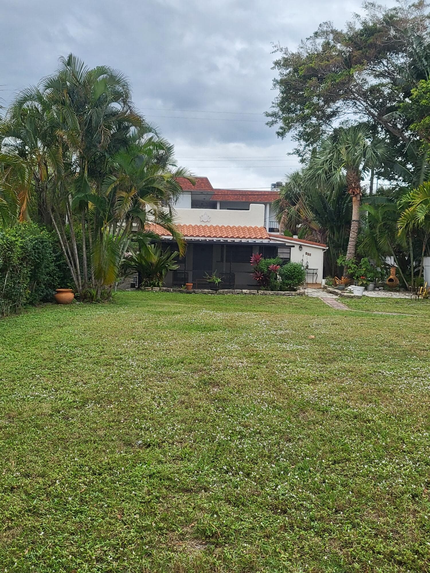927 S Palmway, Lake Worth Beach, FL 33460 — photo 2 of 15