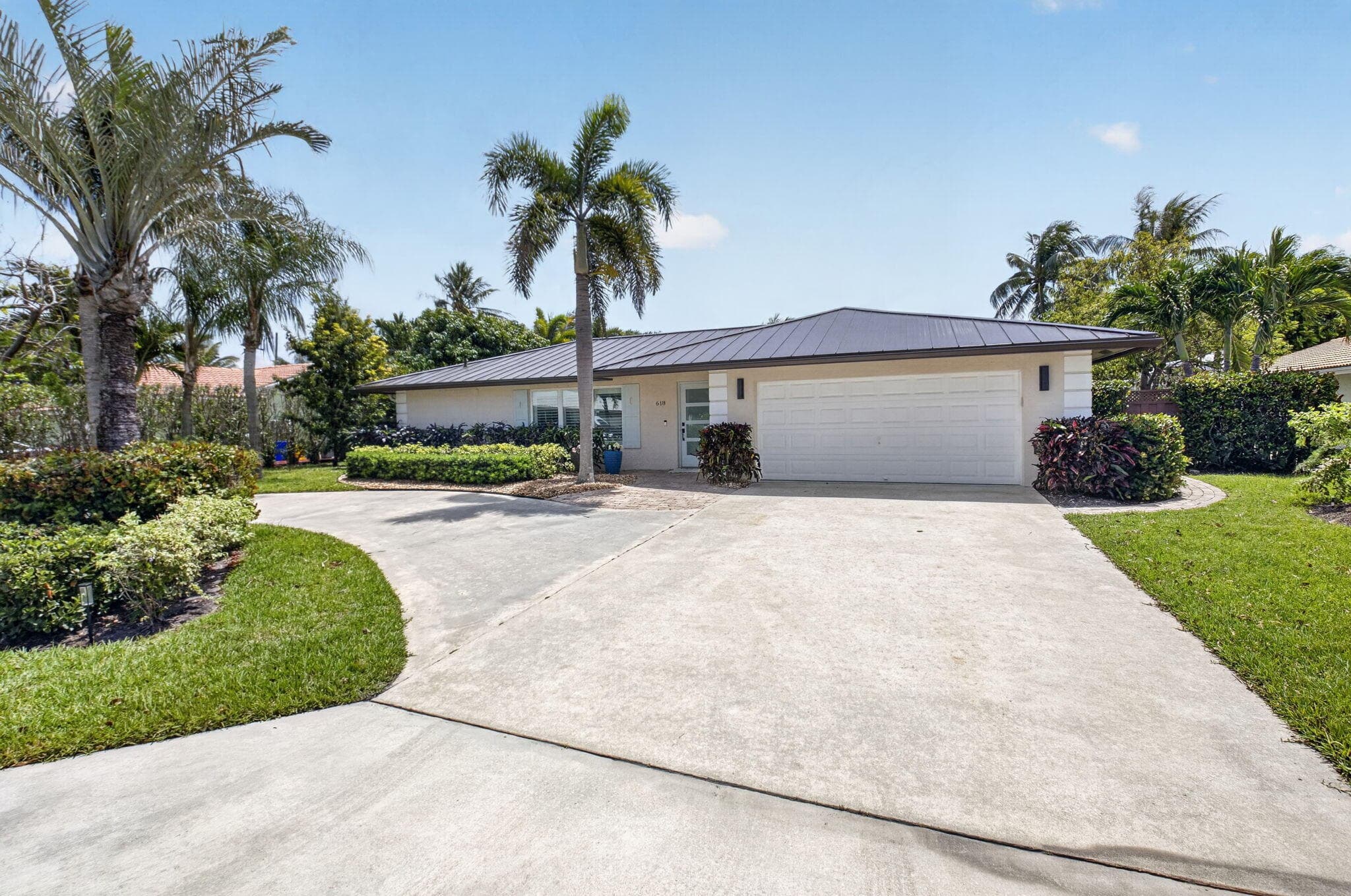 618 Sunshine Drive, Delray Beach, FL 33444 — photo 8 of 74