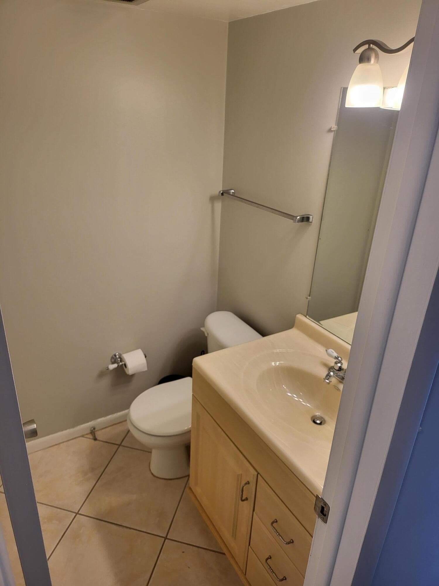 32 NE 20th Court 4b, Wilton Manors, FL 33305 — photo 6 of 27