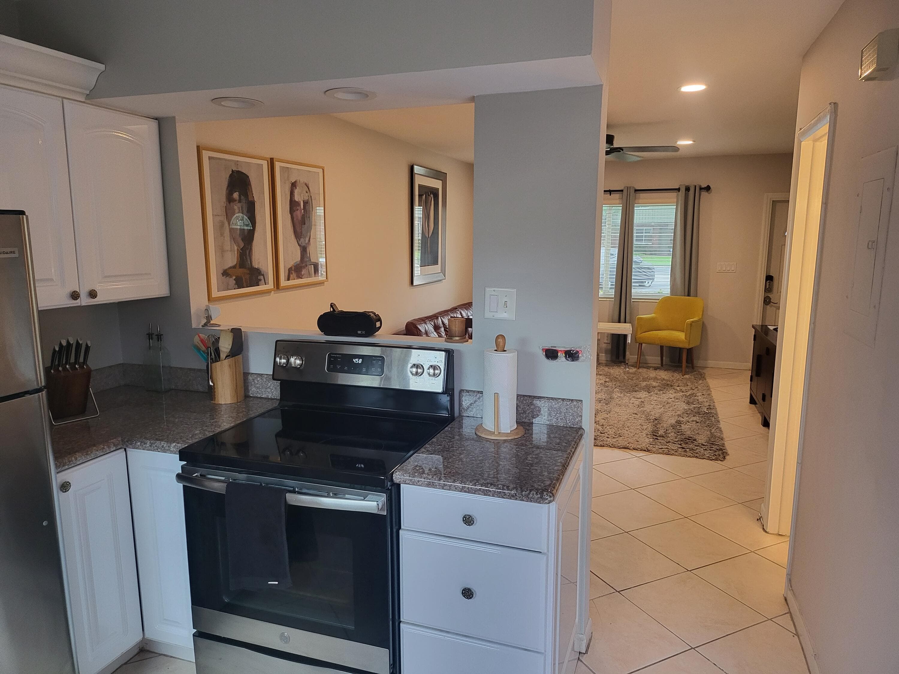 32 NE 20th Court 4b, Wilton Manors, FL 33305 — photo 25 of 27