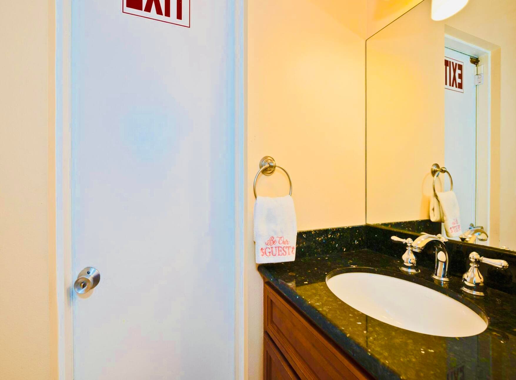 420 SW 1st Avenue, Boynton Beach, FL 33435 — photo 13 of 36