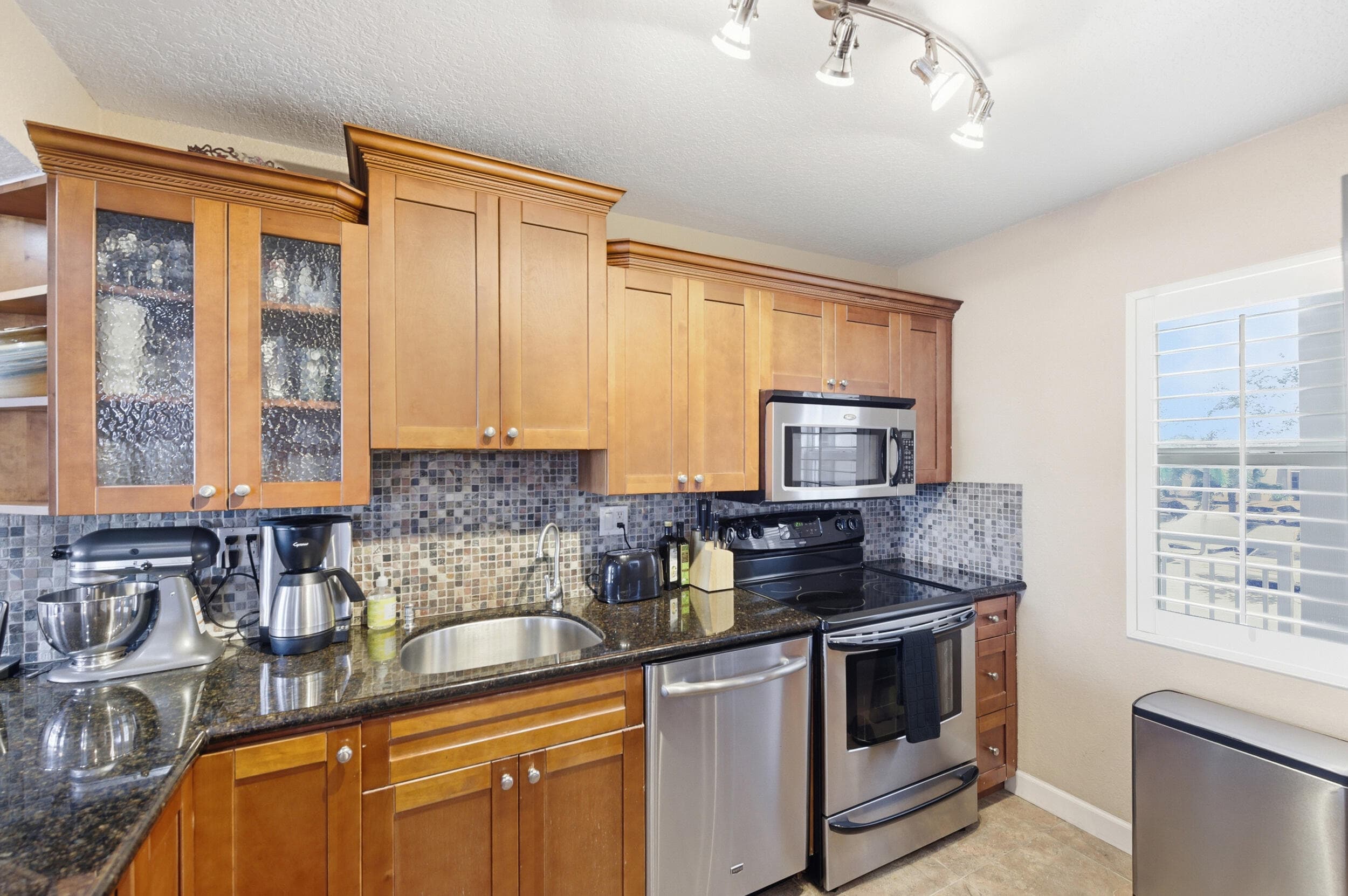 3180 NE 48th Court 215, Lighthouse Point, FL 33064 — photo 13 of 45