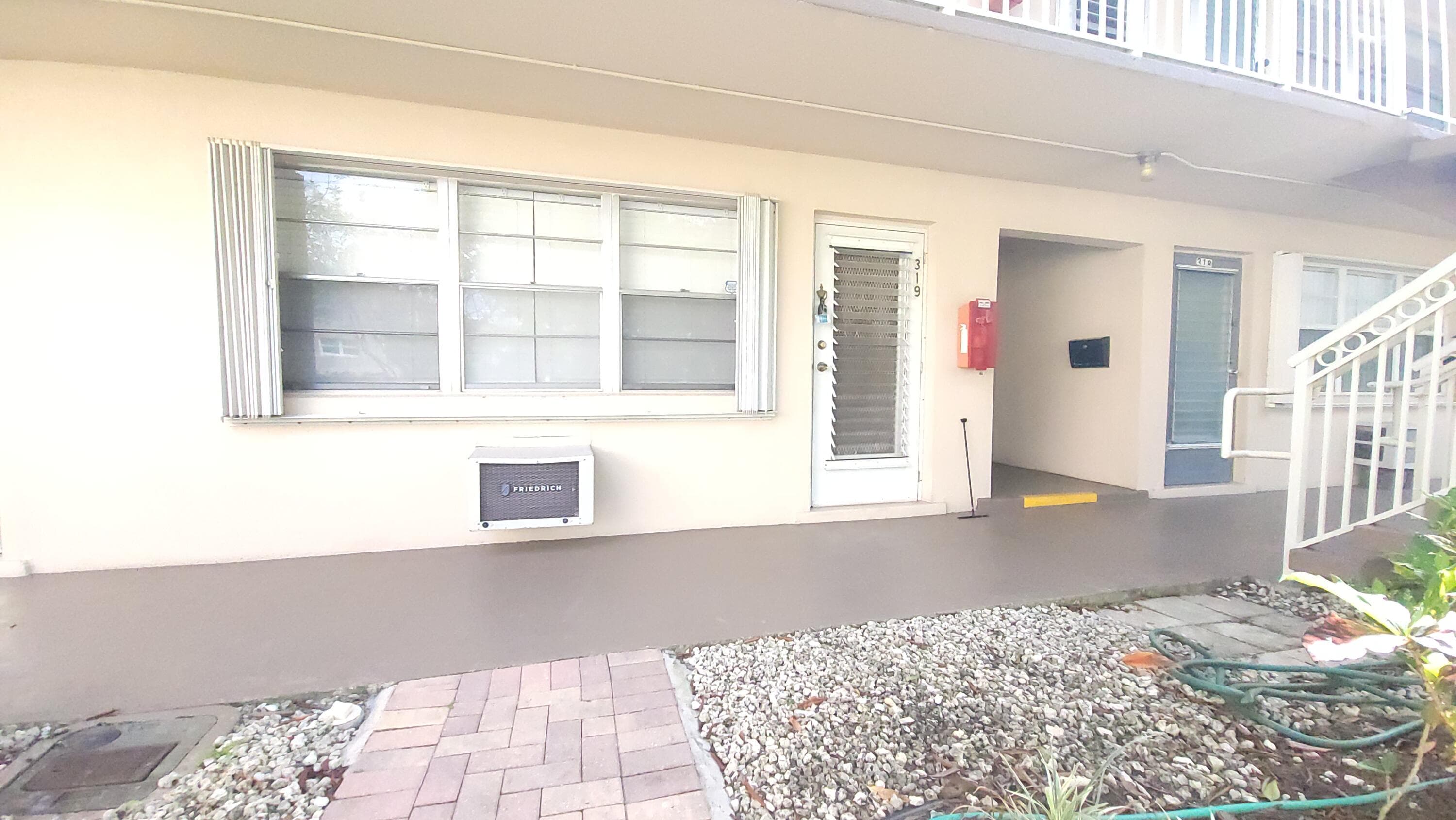 319 Chatham P, West Palm Beach, FL 33417 — photo 19 of 41