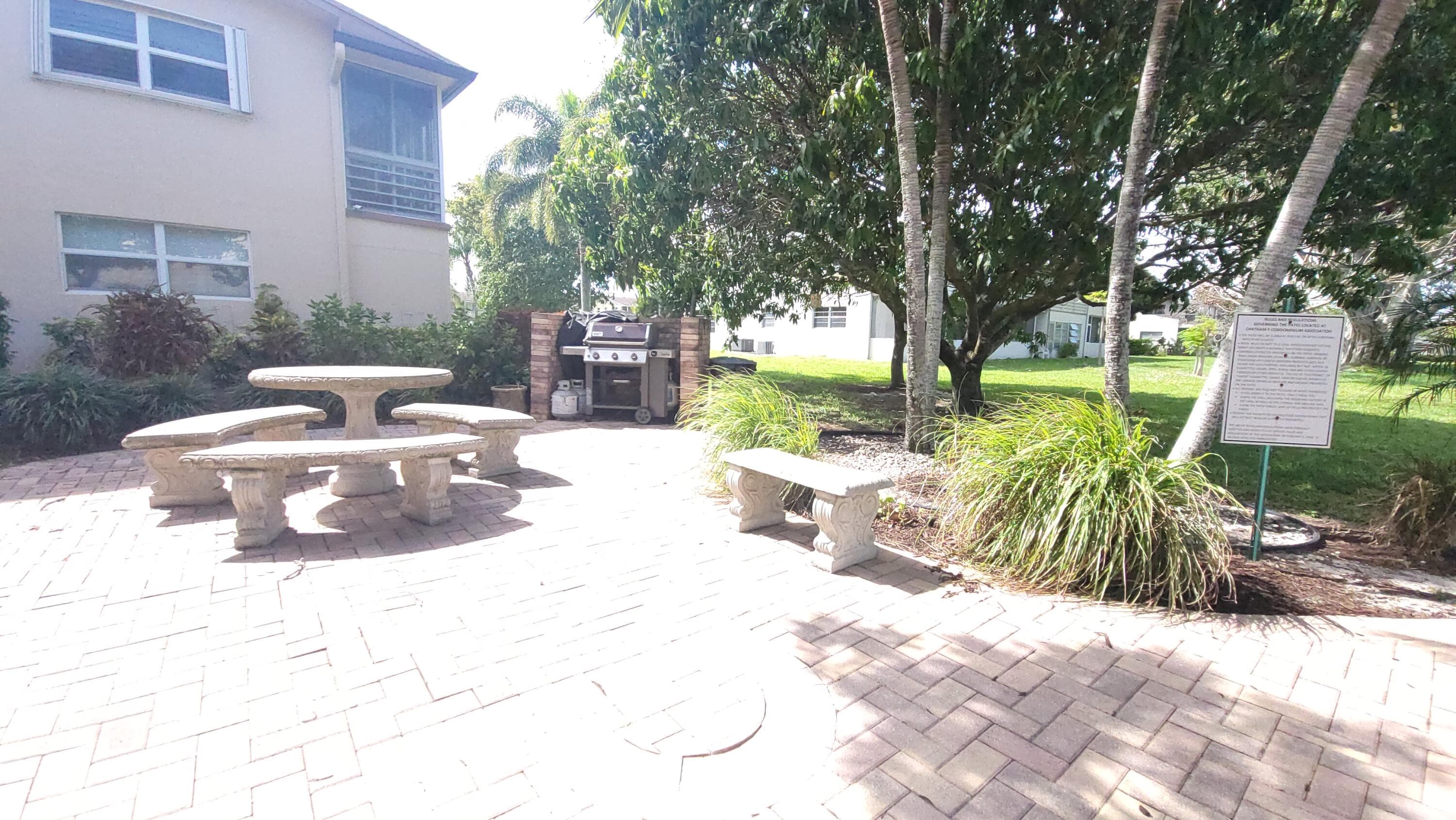 319 Chatham P, West Palm Beach, FL 33417 — photo 20 of 41