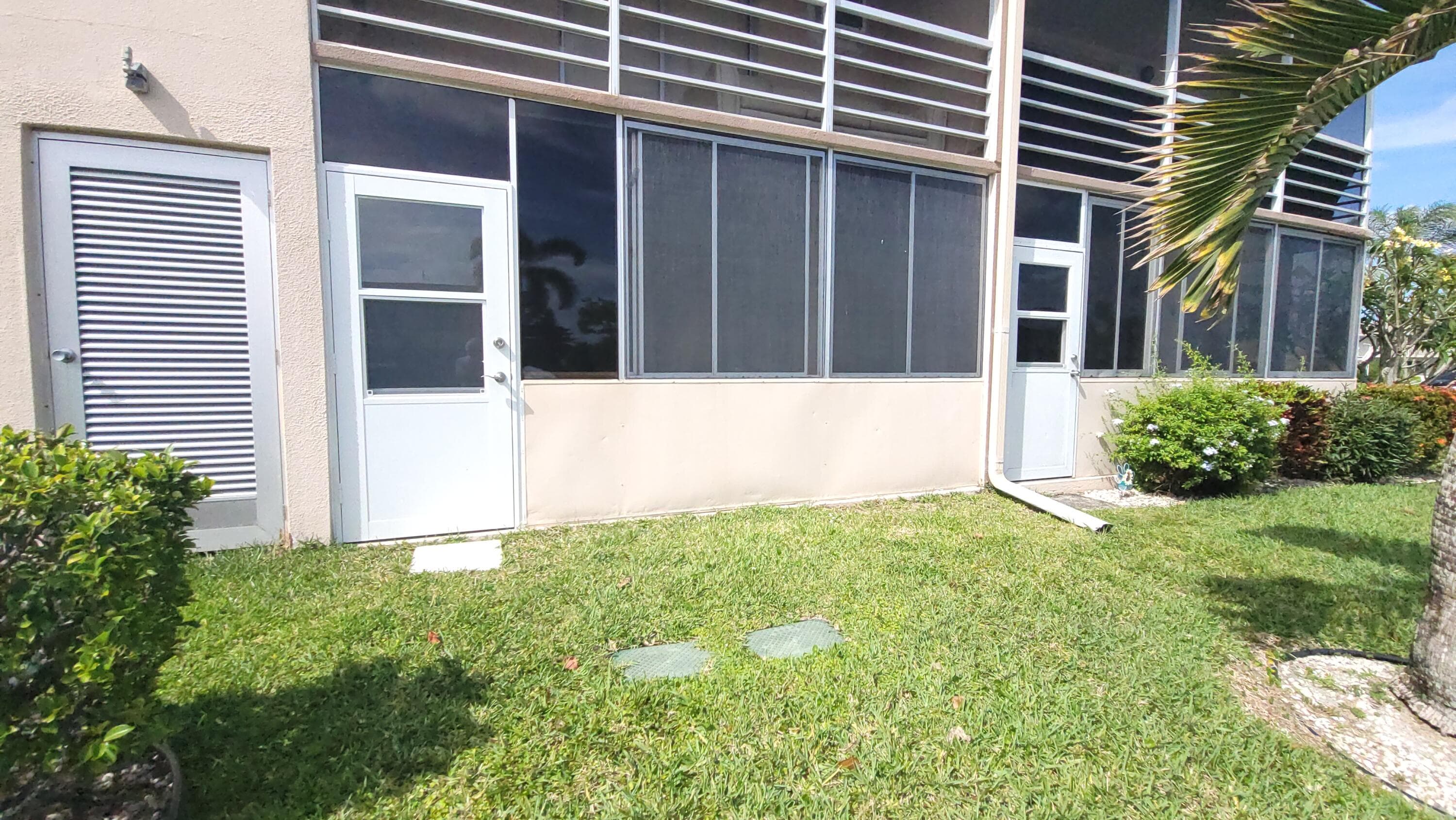 319 Chatham P, West Palm Beach, FL 33417 — photo 23 of 41