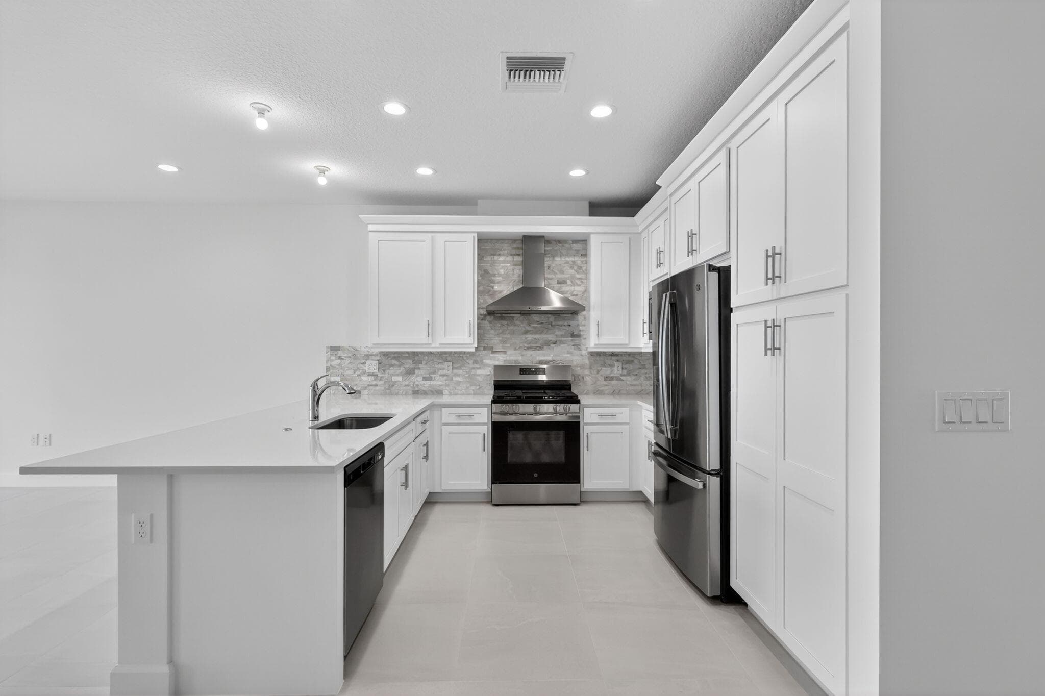 13600 SW Starkissed Lane, Port St. Lucie, FL 34987 — photo 28 of 60
